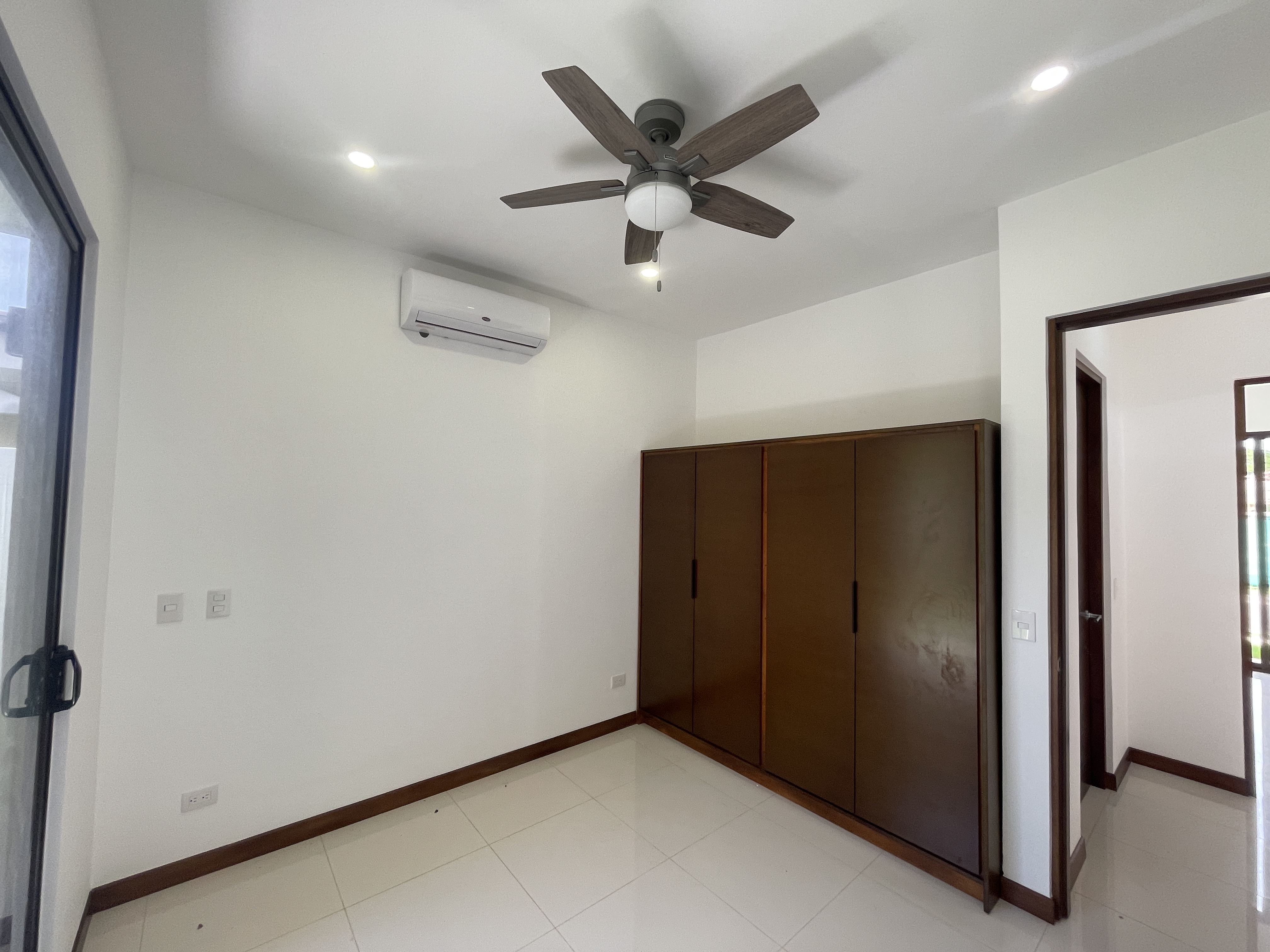 CONDOMINIO EN VENTA - PARQUE DEL ENCINO | LIBERIA