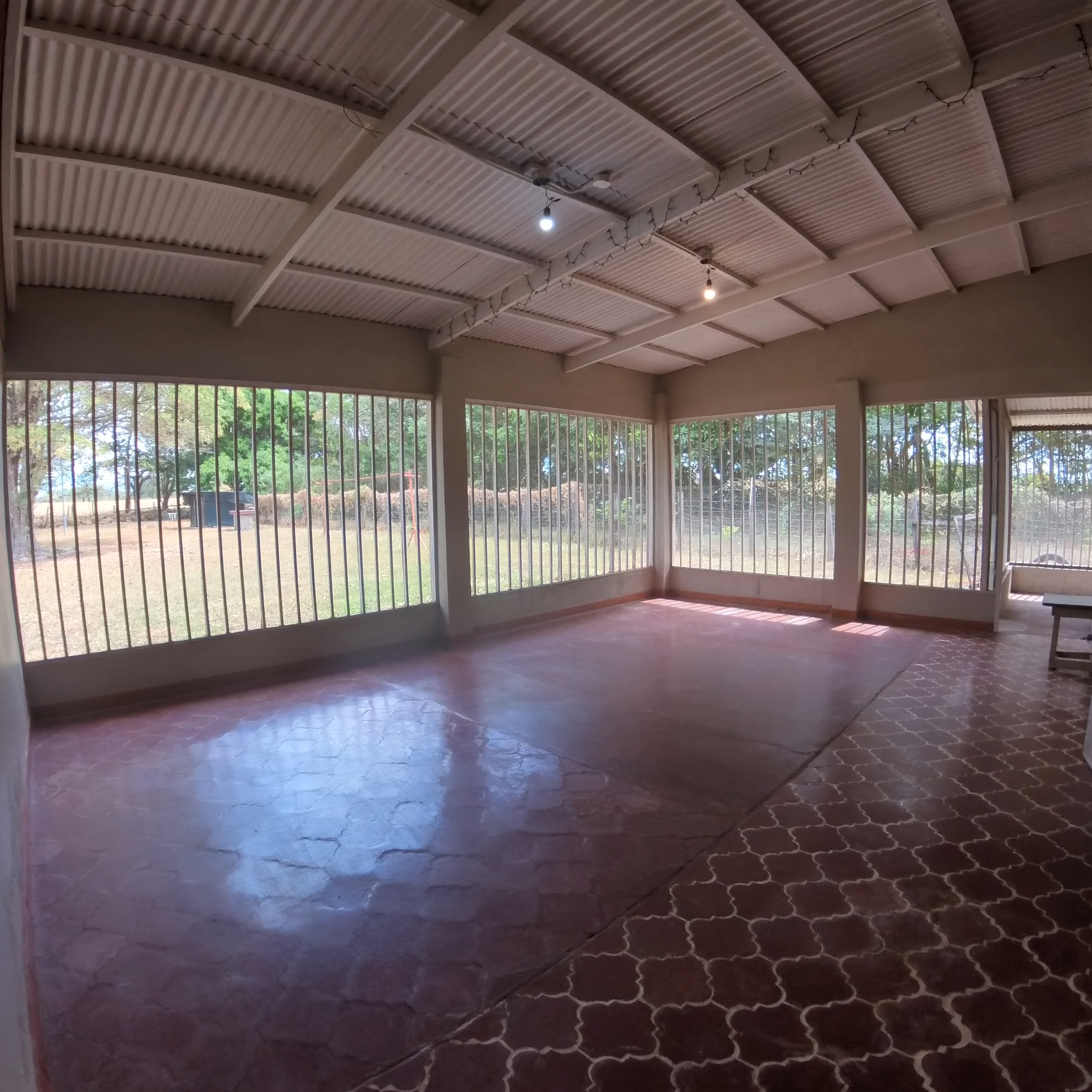 VENDO CASA TIPO QUINTA EN LA CARAÑA - LIBERIA