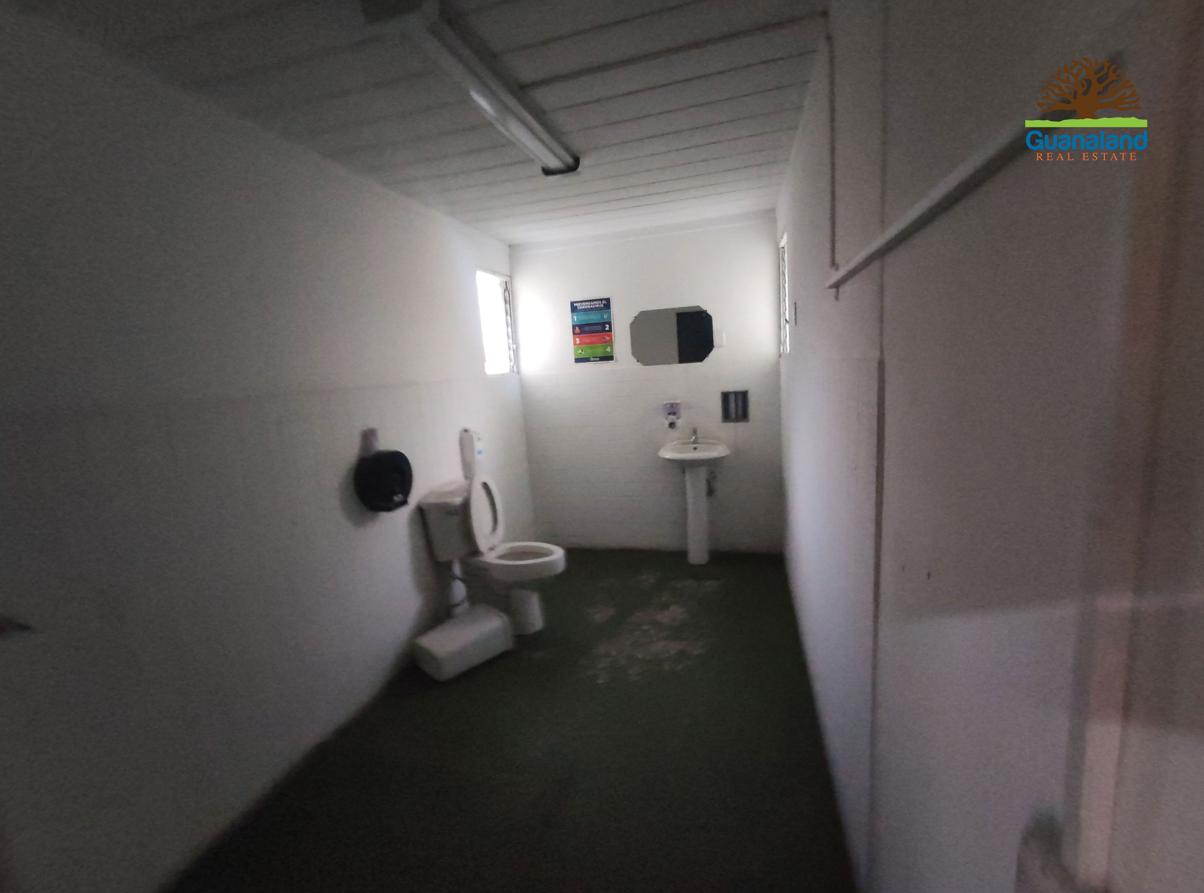 ALQUILER LOCAL COMERCIAL - AVE. 25 JULIO | LIBERIA