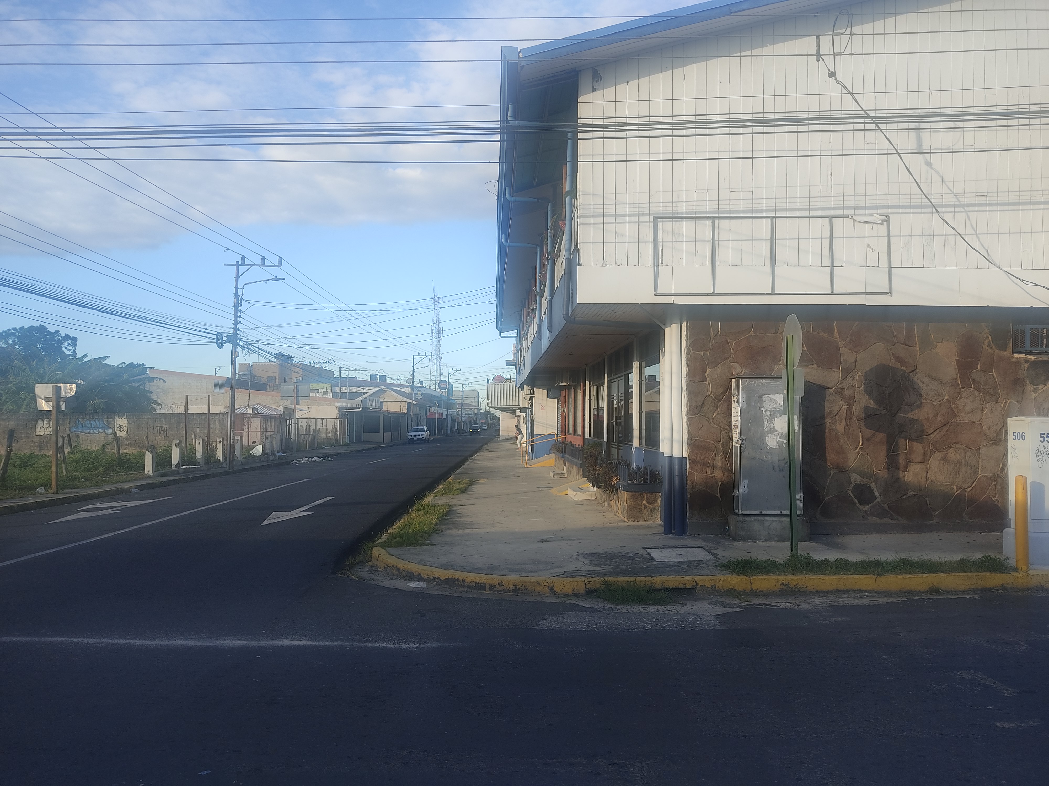 ALQUILER LOCAL COMERCIAL - LOS CERRO | LIBERIA