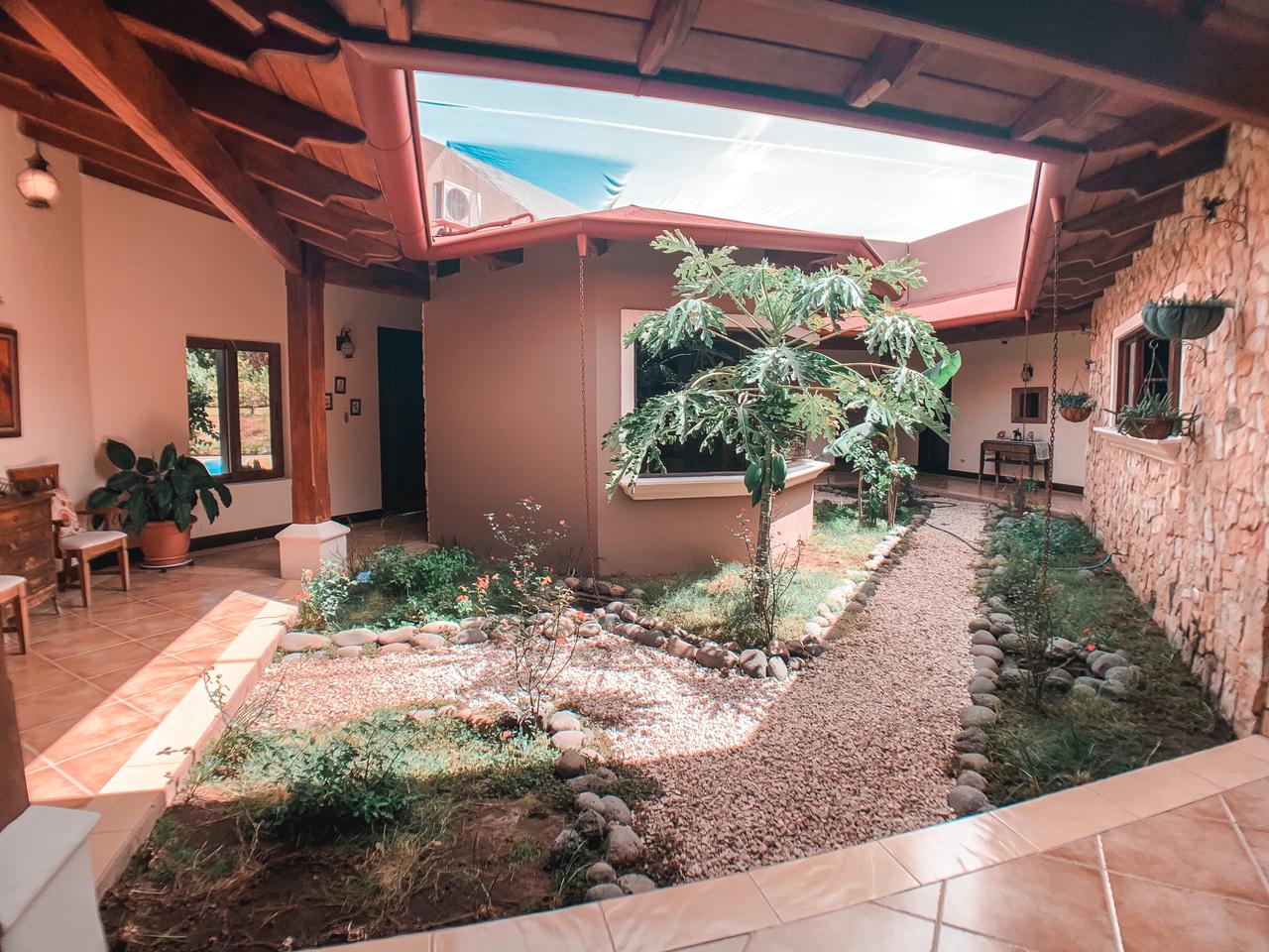 CASA EN ALQUILER - CAÑON DE LA VIEJA  CURUBANDE | LIBERIA