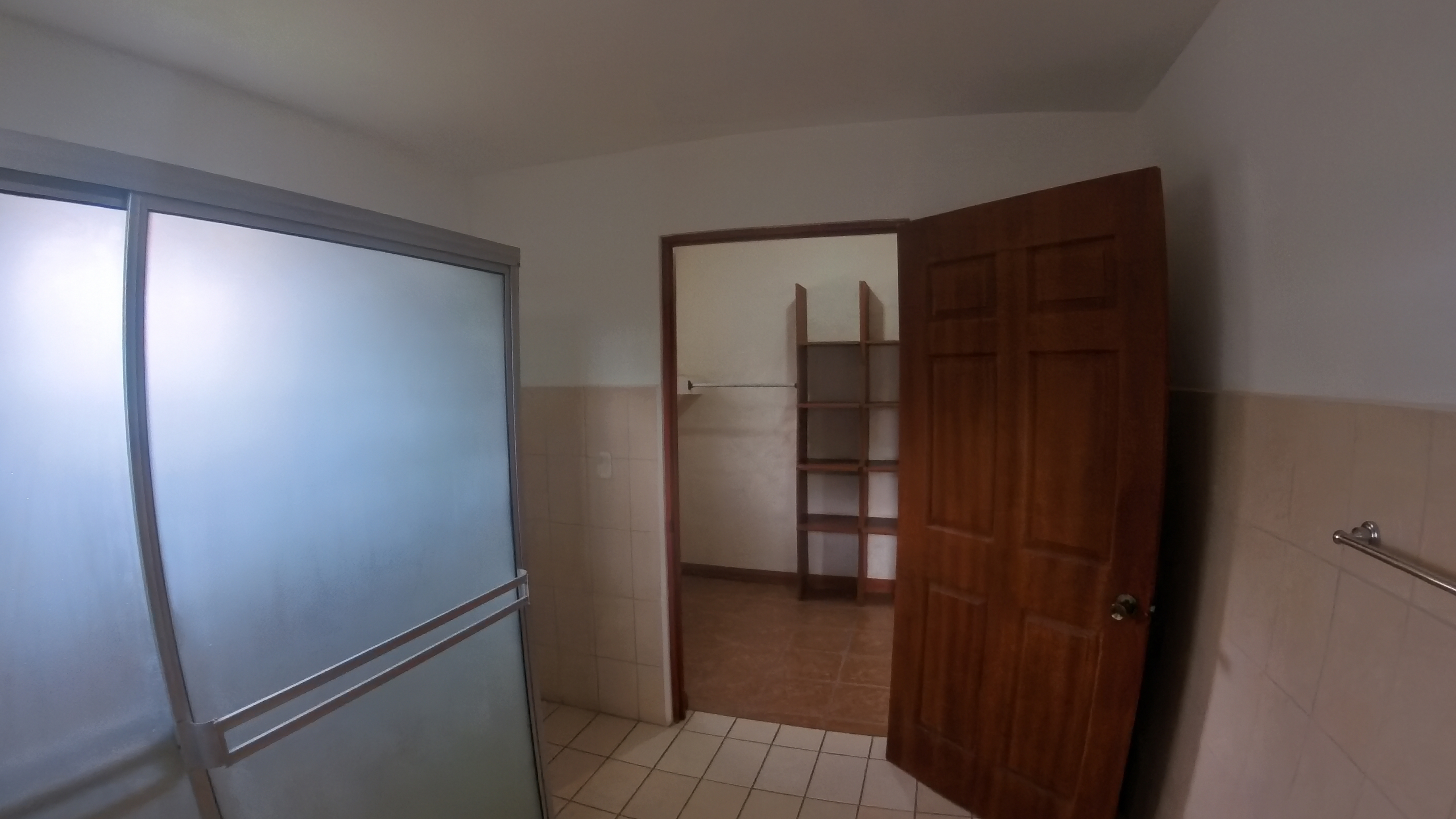 CASA EN VENTA RESIDENCIAL EL REAL - LIBERIA