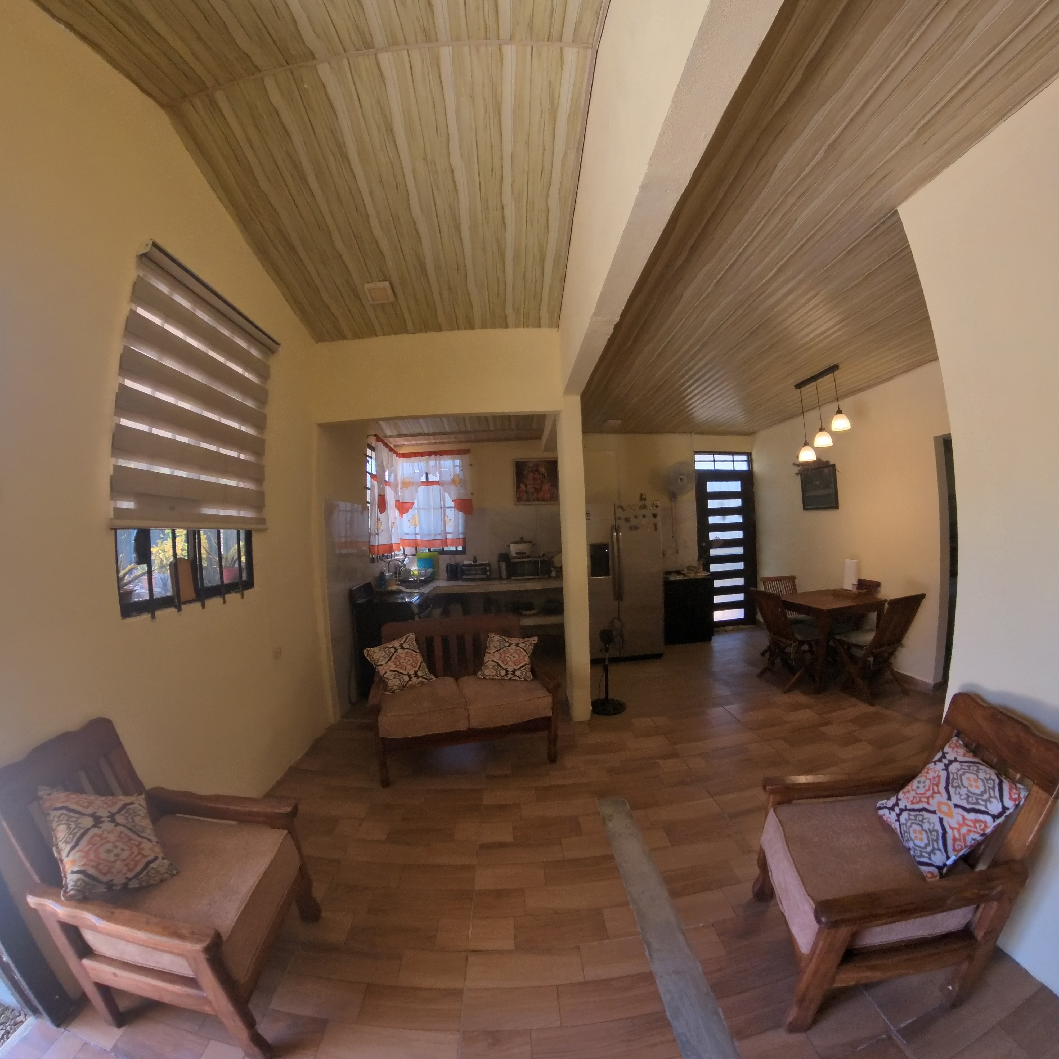 HERMOSA CASA EN VENTA TIPO QUINTA - FILADELFIA