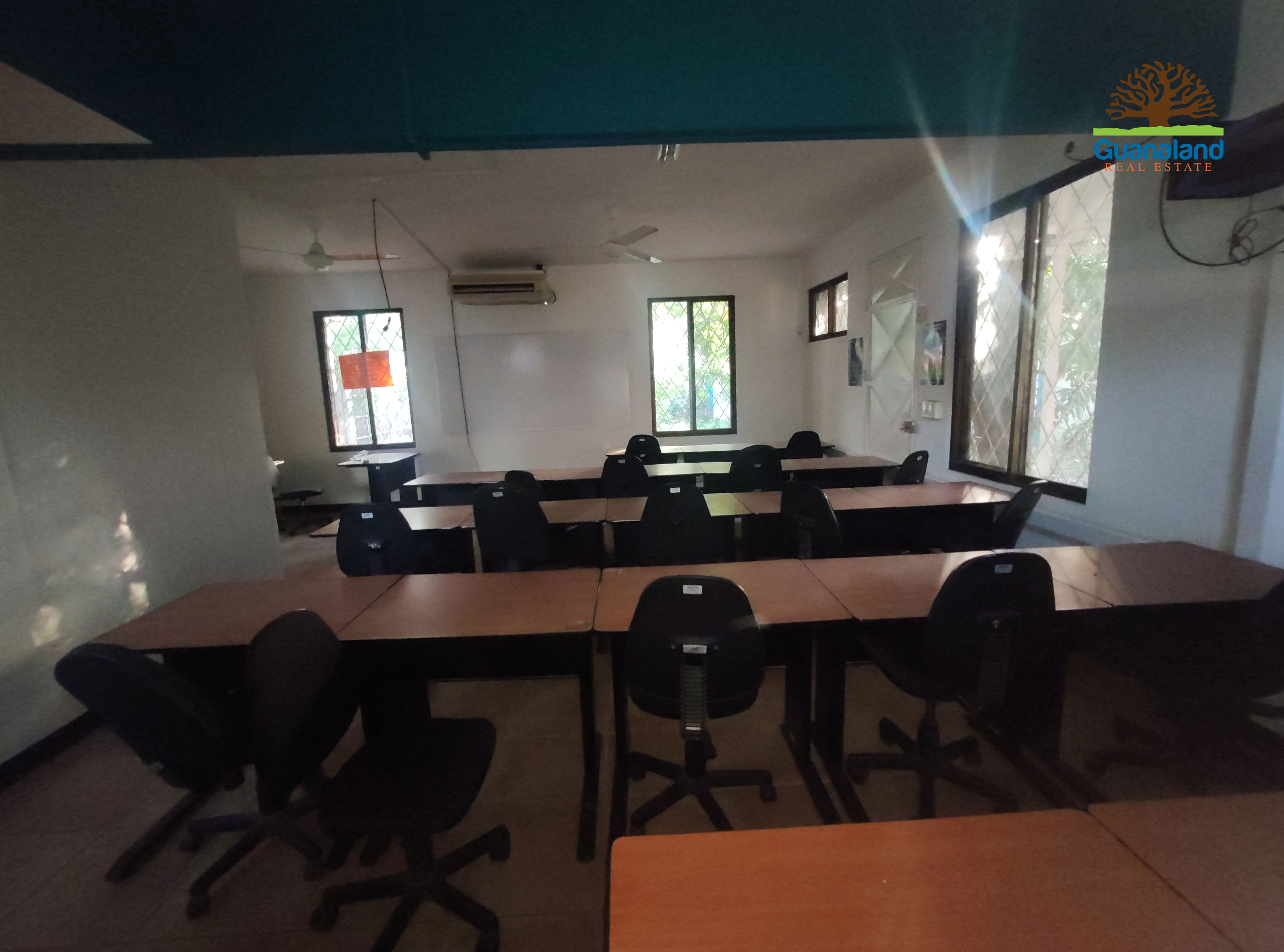 ALQUILER LOCAL COMERCIAL - AVE. 25 JULIO | LIBERIA