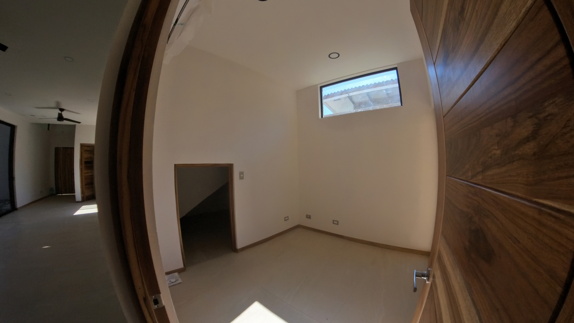 SE ALQUILA CASA EN CONDOMINIO COLONIA BLANCA EC - LIBERIA