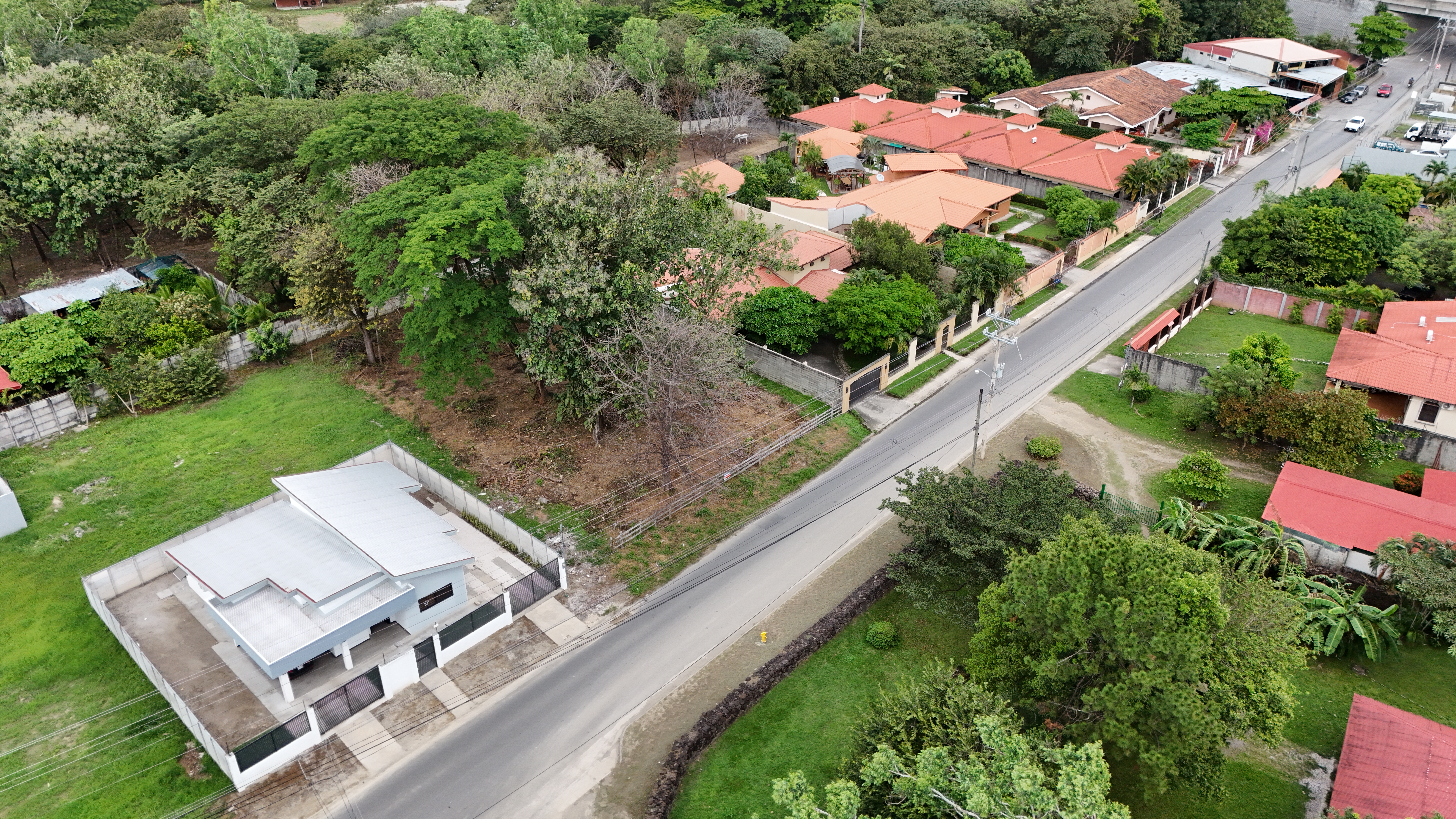 LOTE EN VENTA - LIBERIA | BARRIO LA CRUZ MADROÑO
