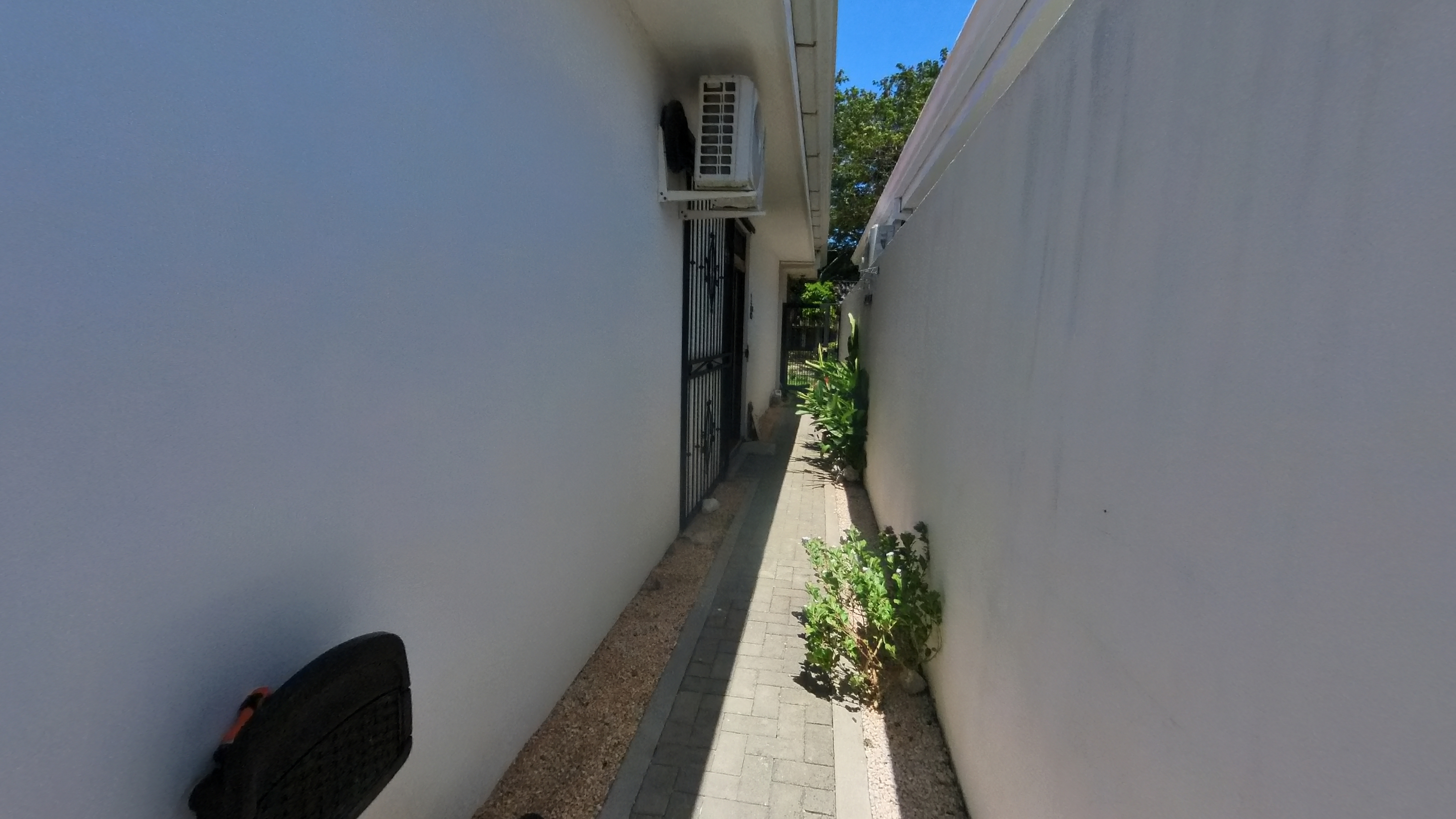 ALQUILO CASA -  CONDOMINIO PARQUE DEL ENCINO | LIBERIA