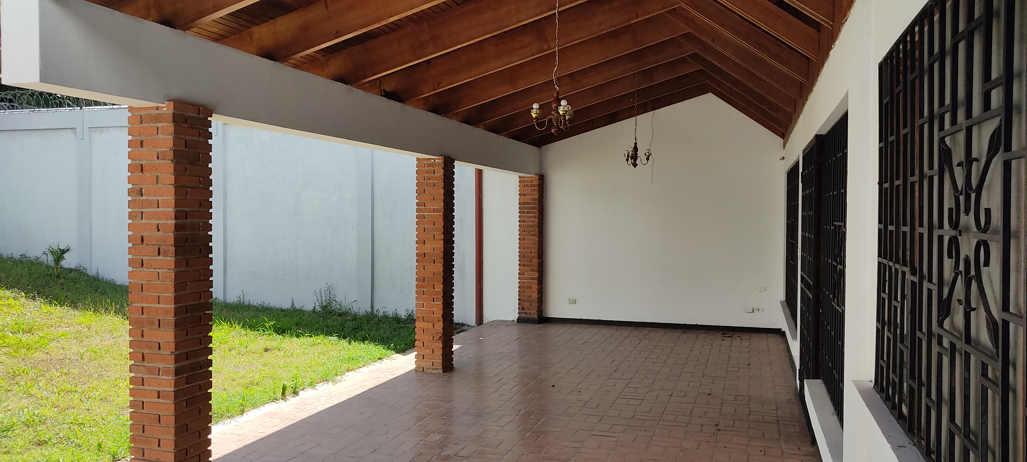 ALQUILER LOCAL COMERCIAL - LIBERIA CENTRO | LIBERIA