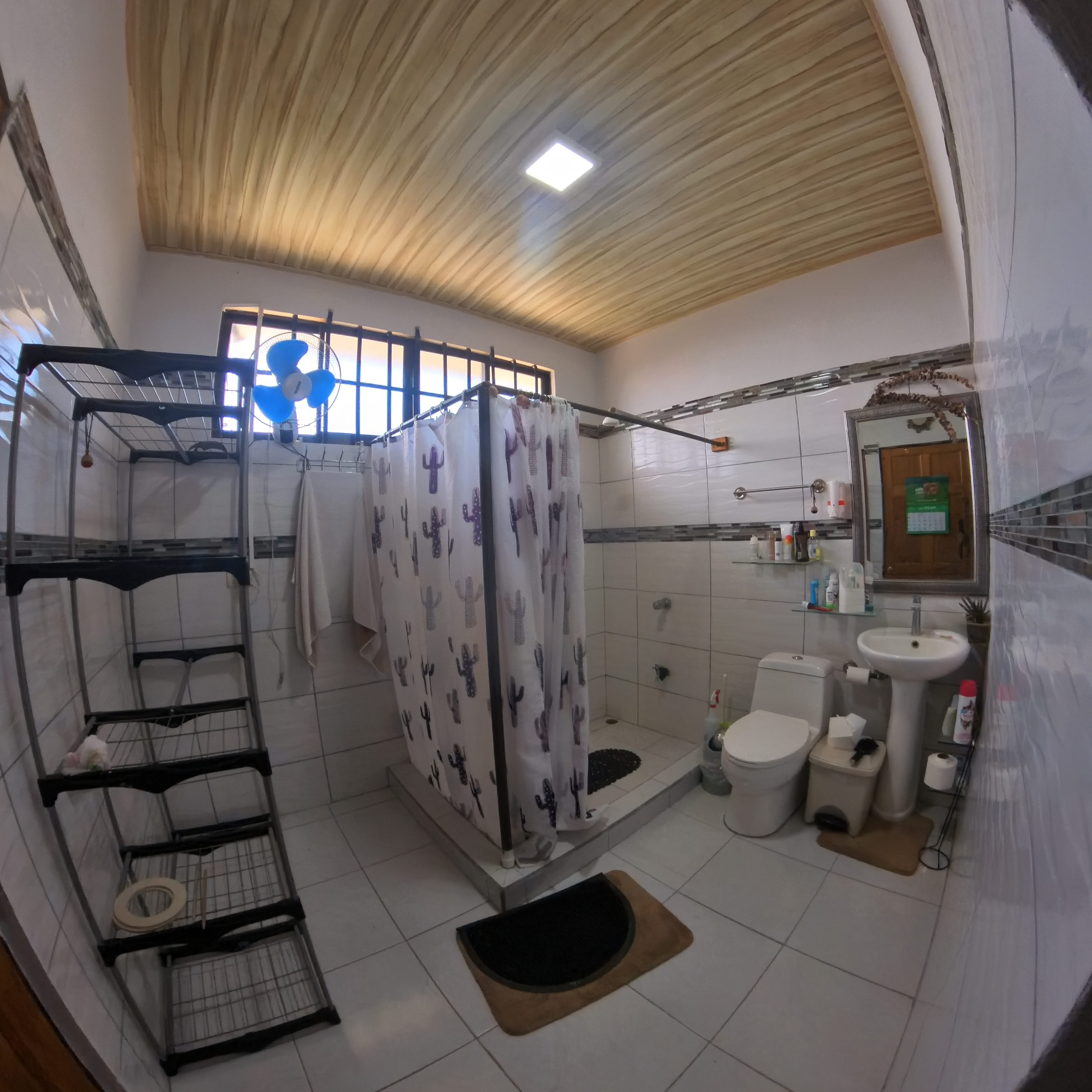 HERMOSA CASA EN VENTA TIPO QUINTA - FILADELFIA