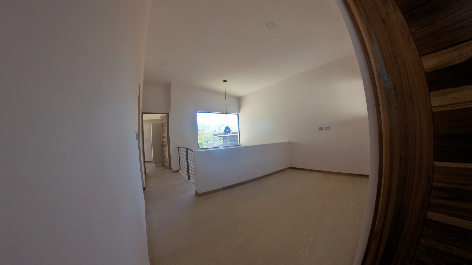 SE ALQUILA CASA EN CONDOMINIO COLONIA BLANCA EC - LIBERIA