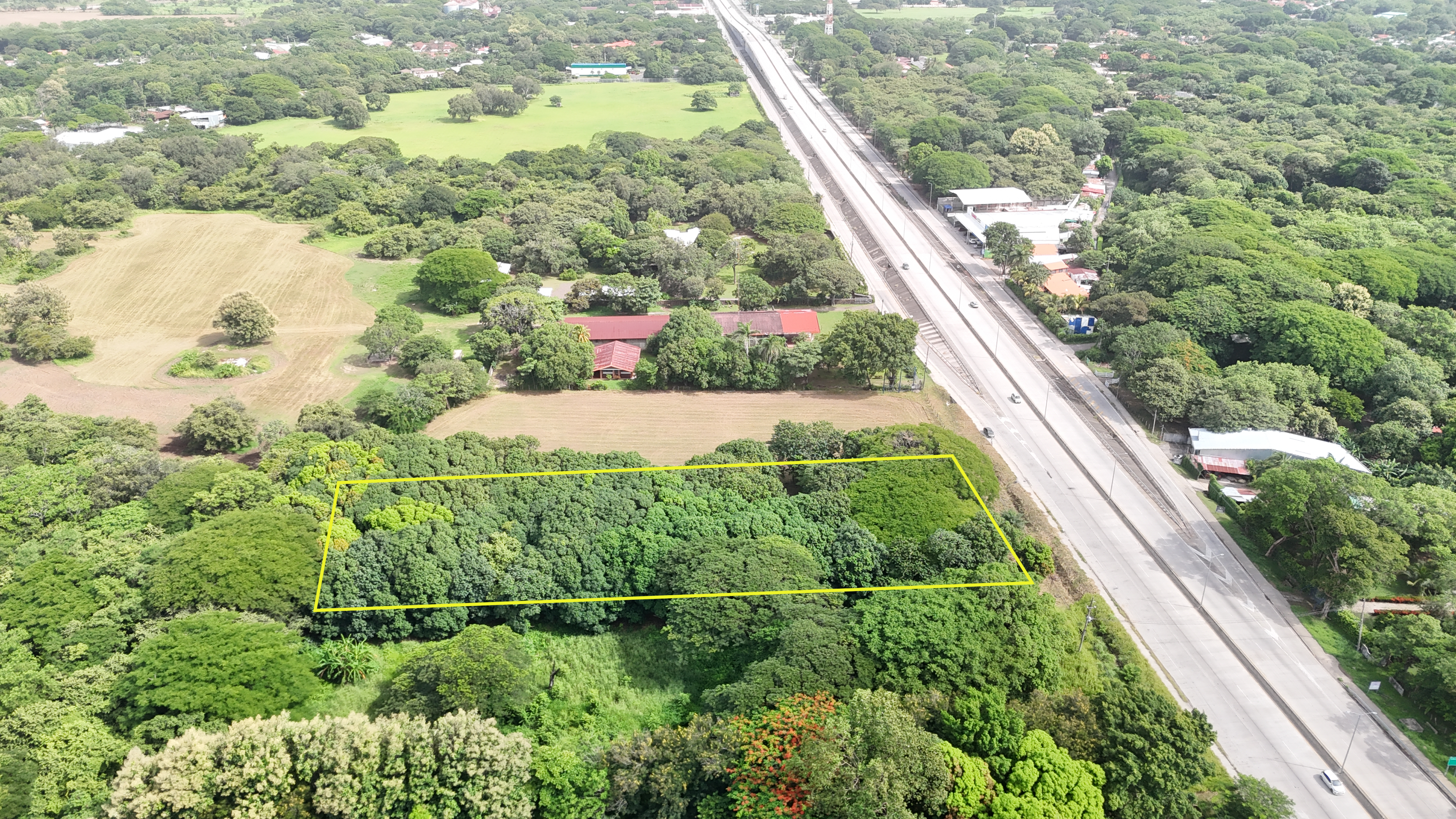 LOTE COMERCIAL RUTA 1 - LIBERIA