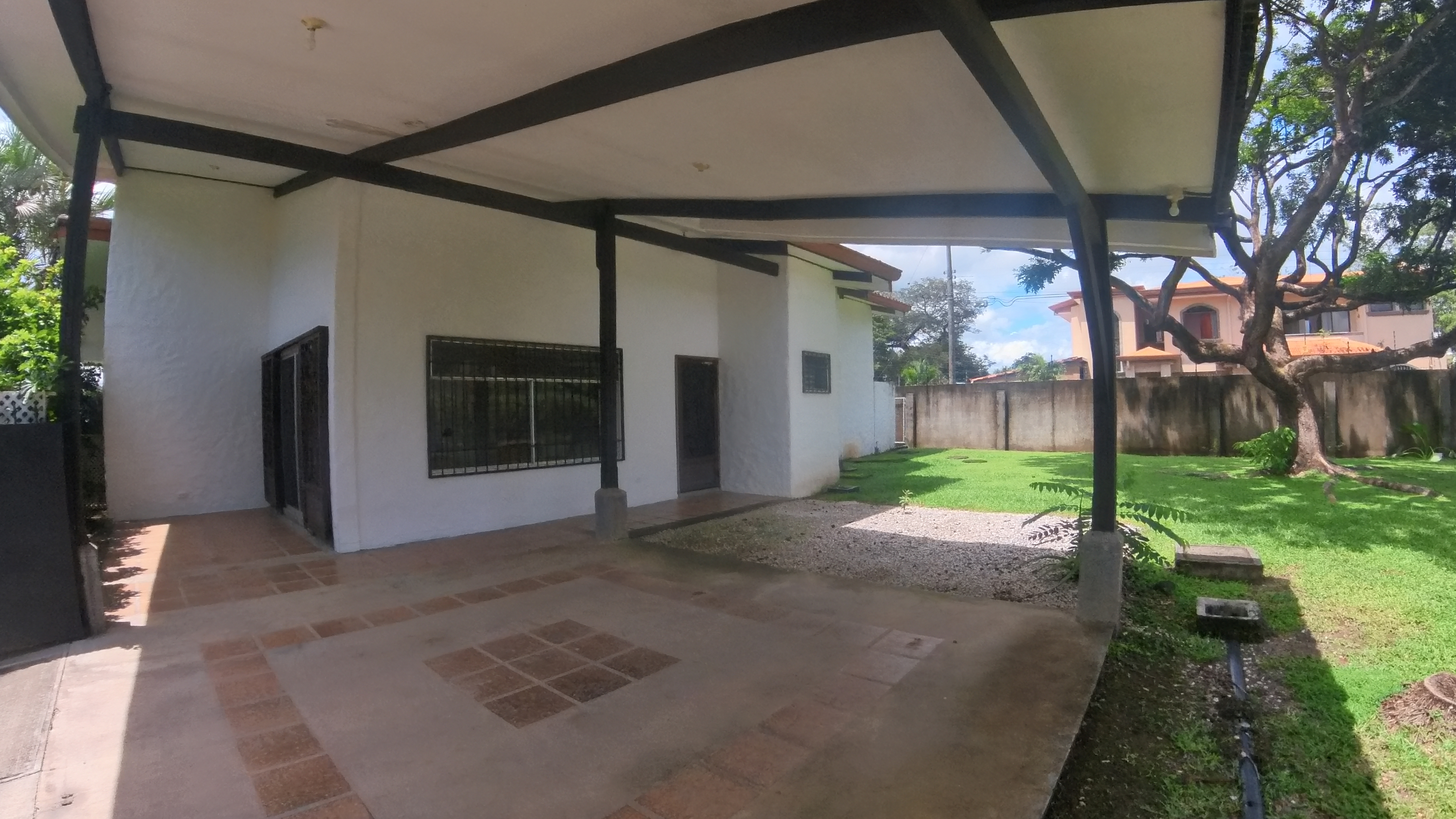 CASA EN VENTA RESIDENCIAL EL REAL - LIBERIA