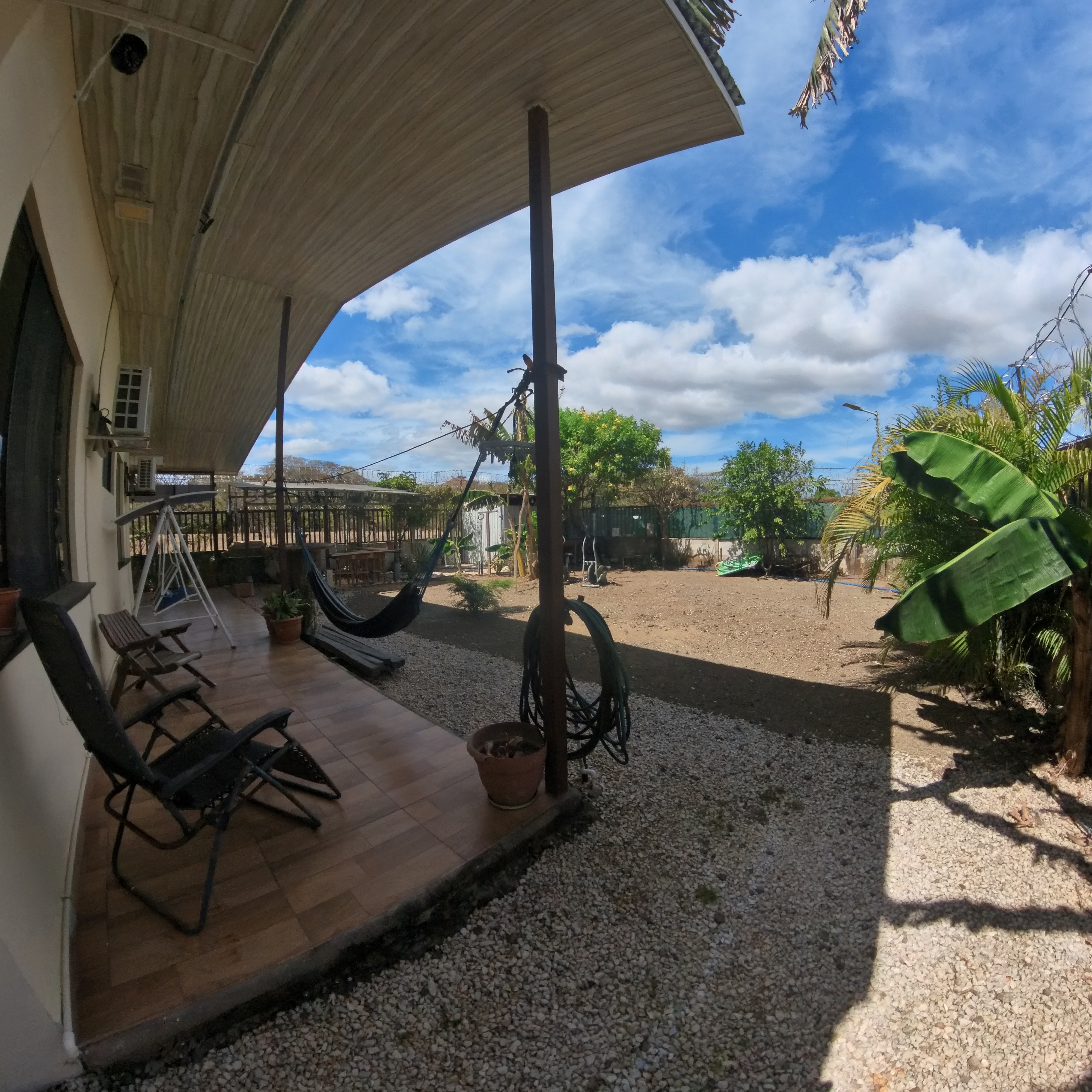 HERMOSA CASA EN VENTA TIPO QUINTA - FILADELFIA