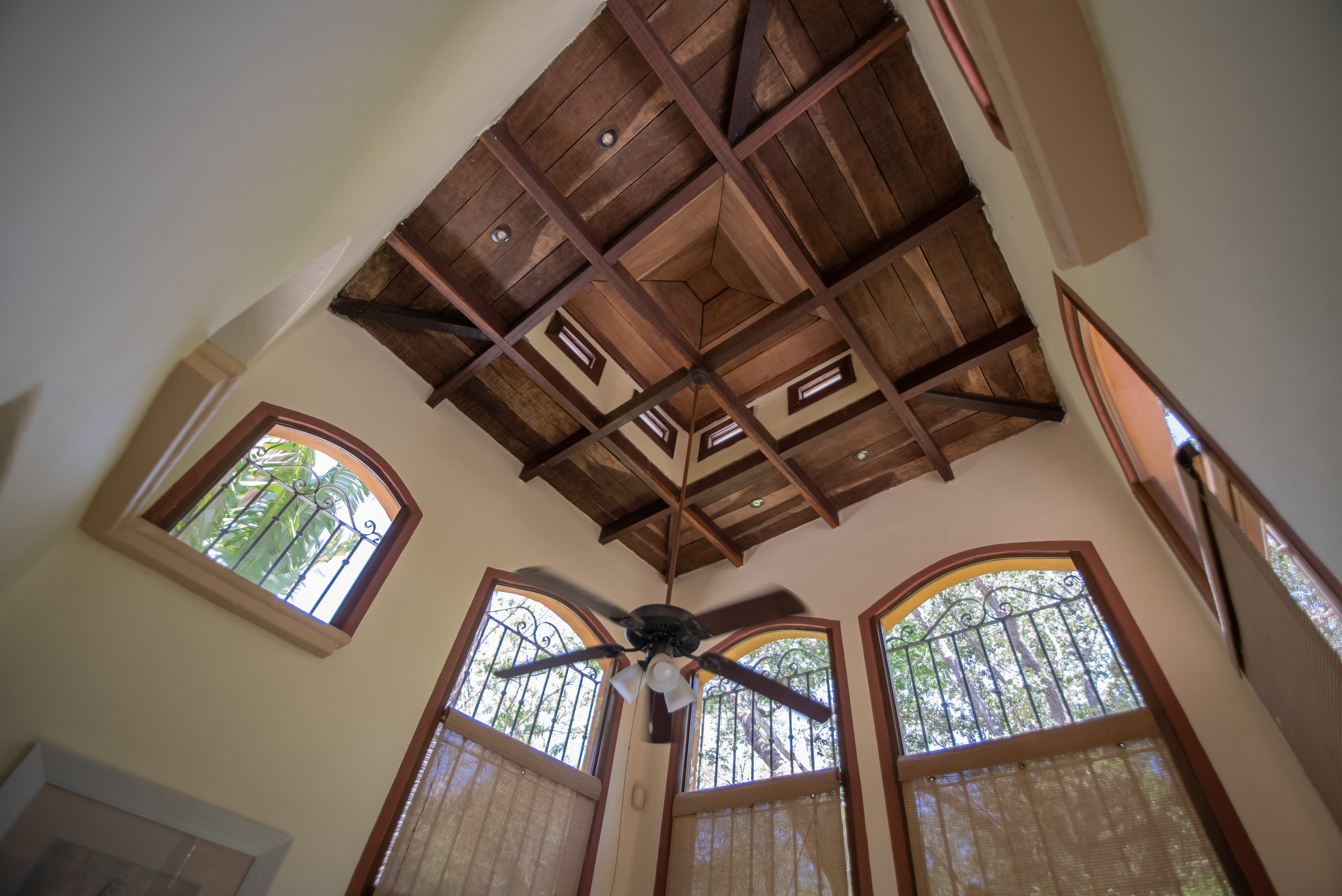 COUNTRY SIDE HOME FOR SALE - GUADALUPE | LIBERIA