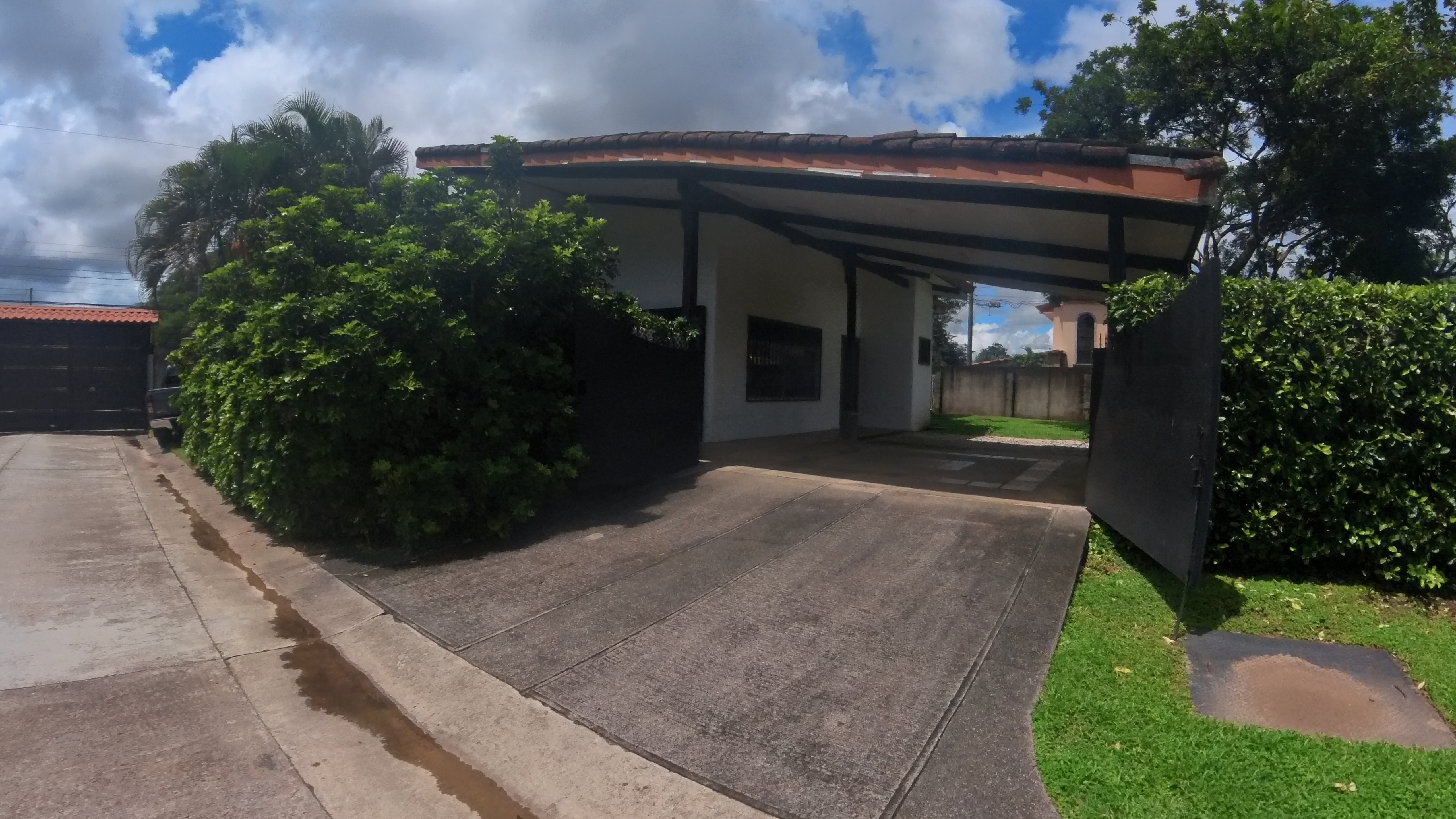 CASA EN VENTA RESIDENCIAL EL REAL - LIBERIA