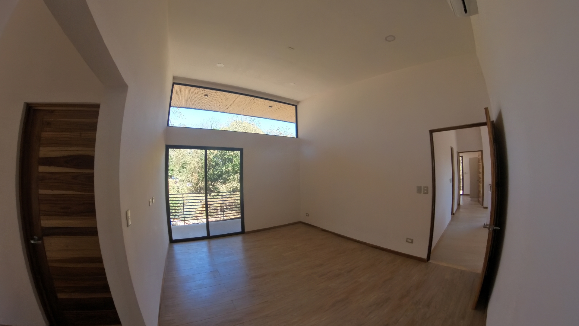 SE ALQUILA CASA EN CONDOMINIO COLONIA BLANCA EC - LIBERIA