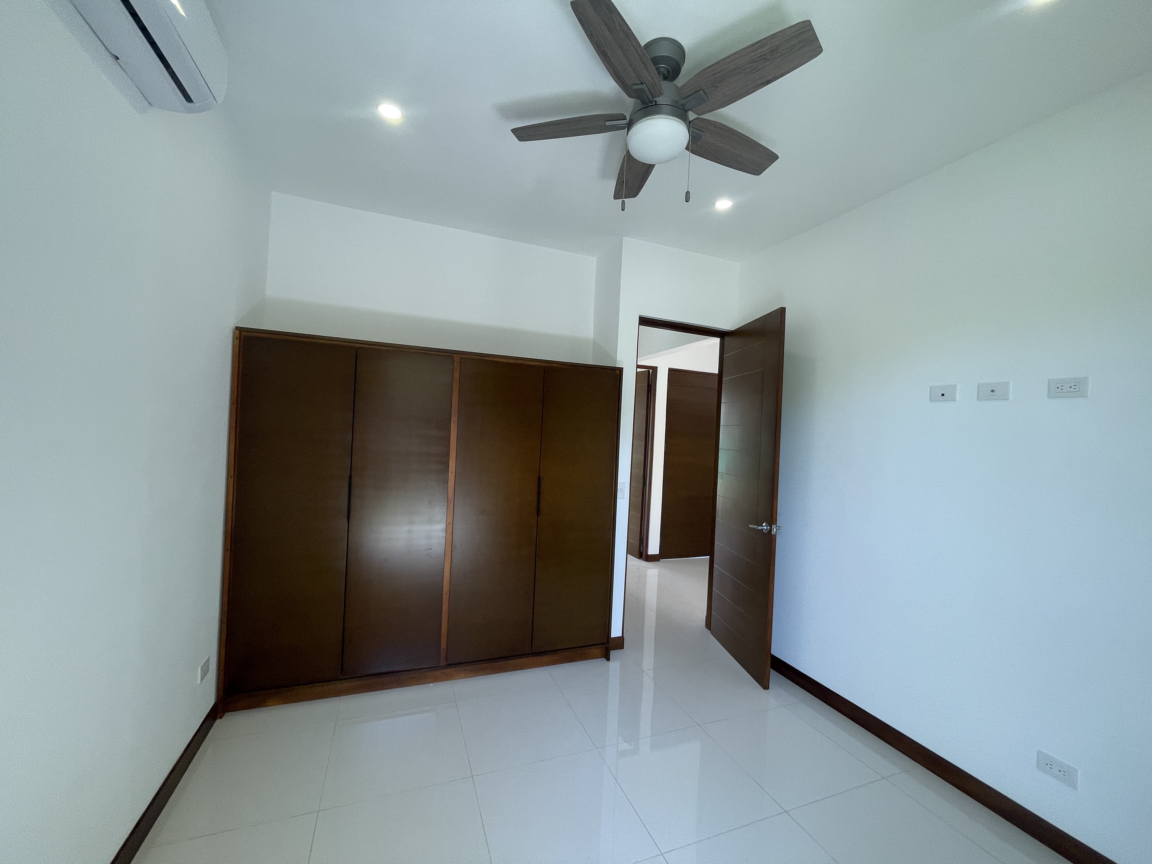 CONDOMINIO EN VENTA - PARQUE DEL ENCINO | LIBERIA