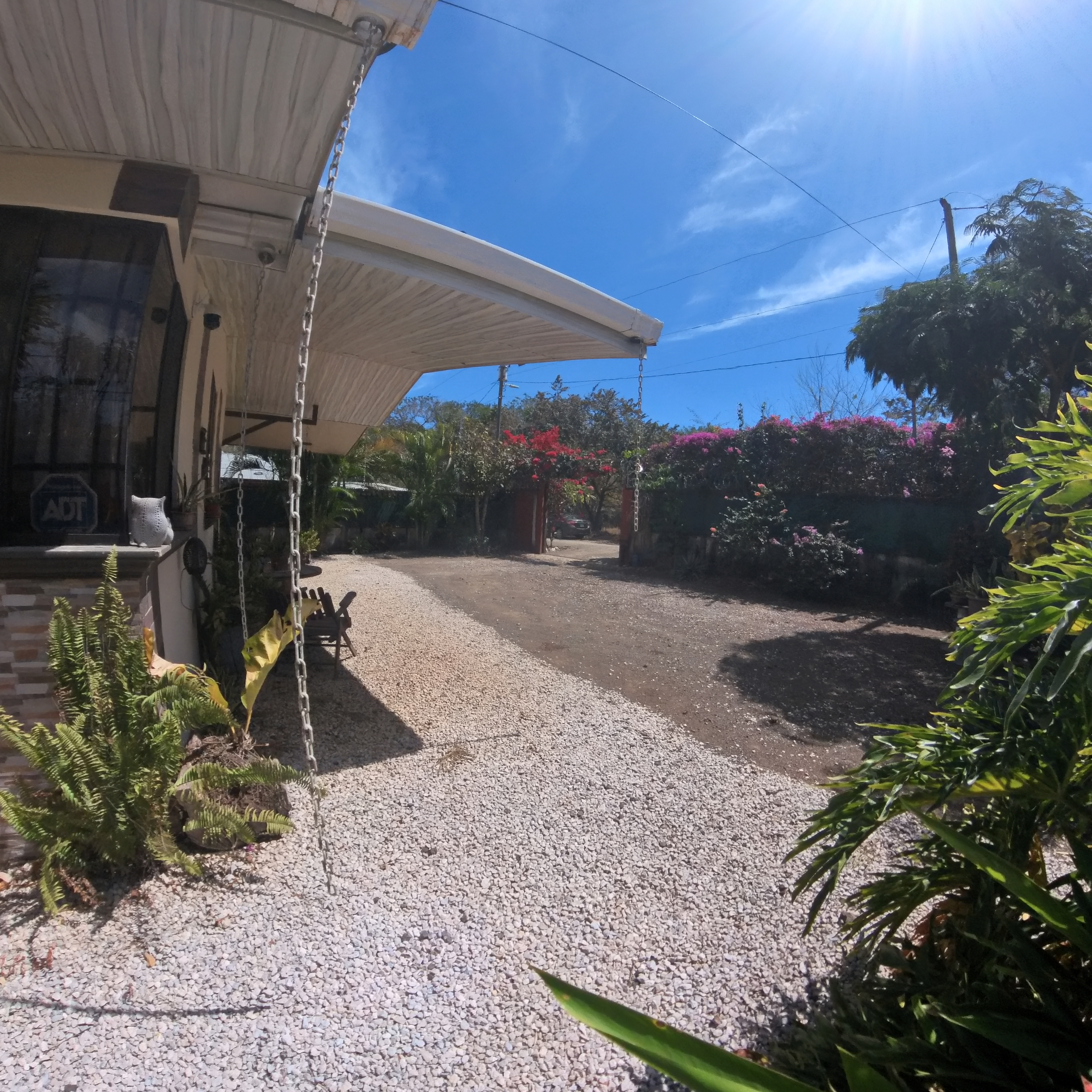 HERMOSA CASA EN VENTA TIPO QUINTA - FILADELFIA