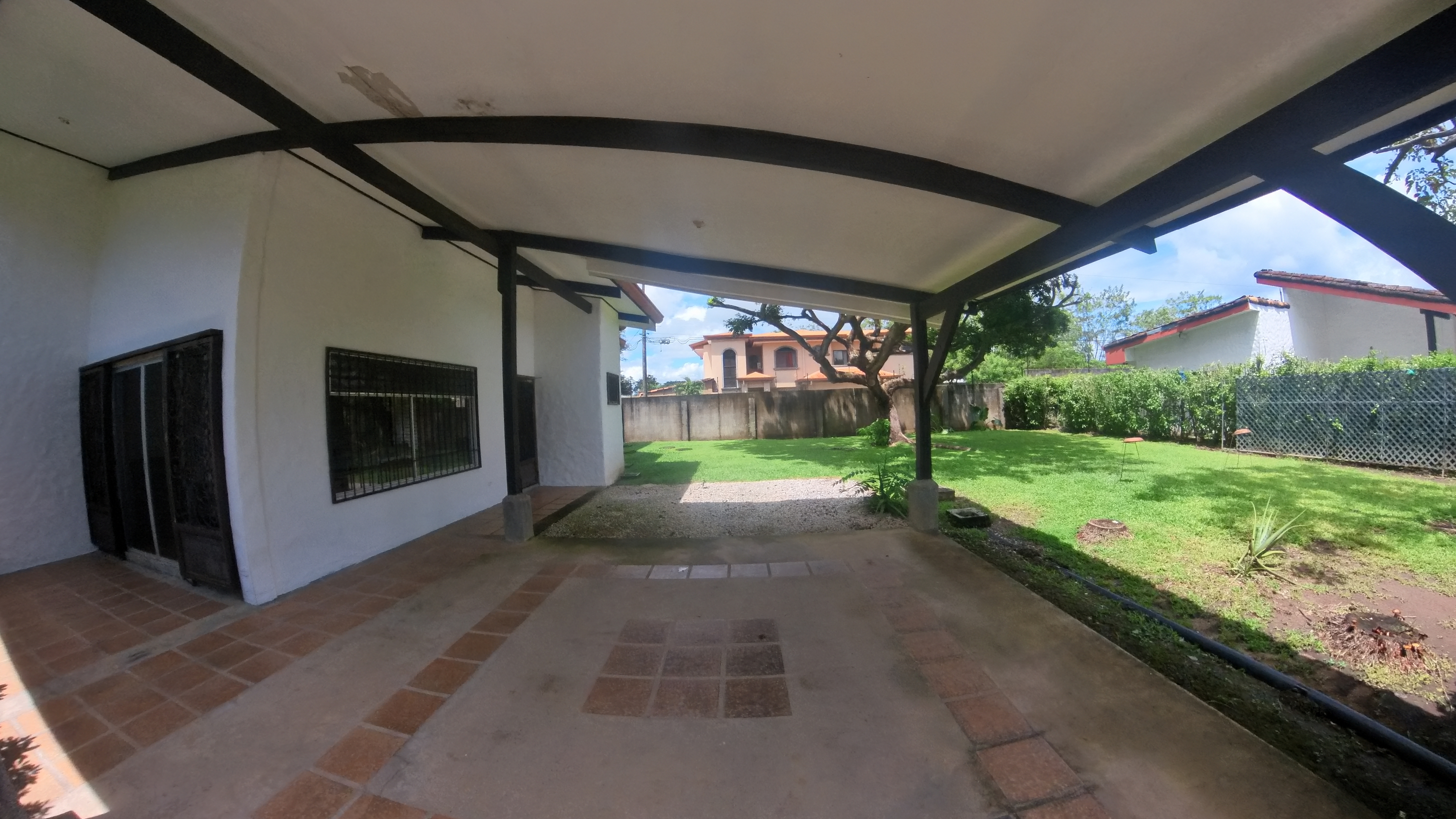 CASA EN VENTA RESIDENCIAL EL REAL - LIBERIA