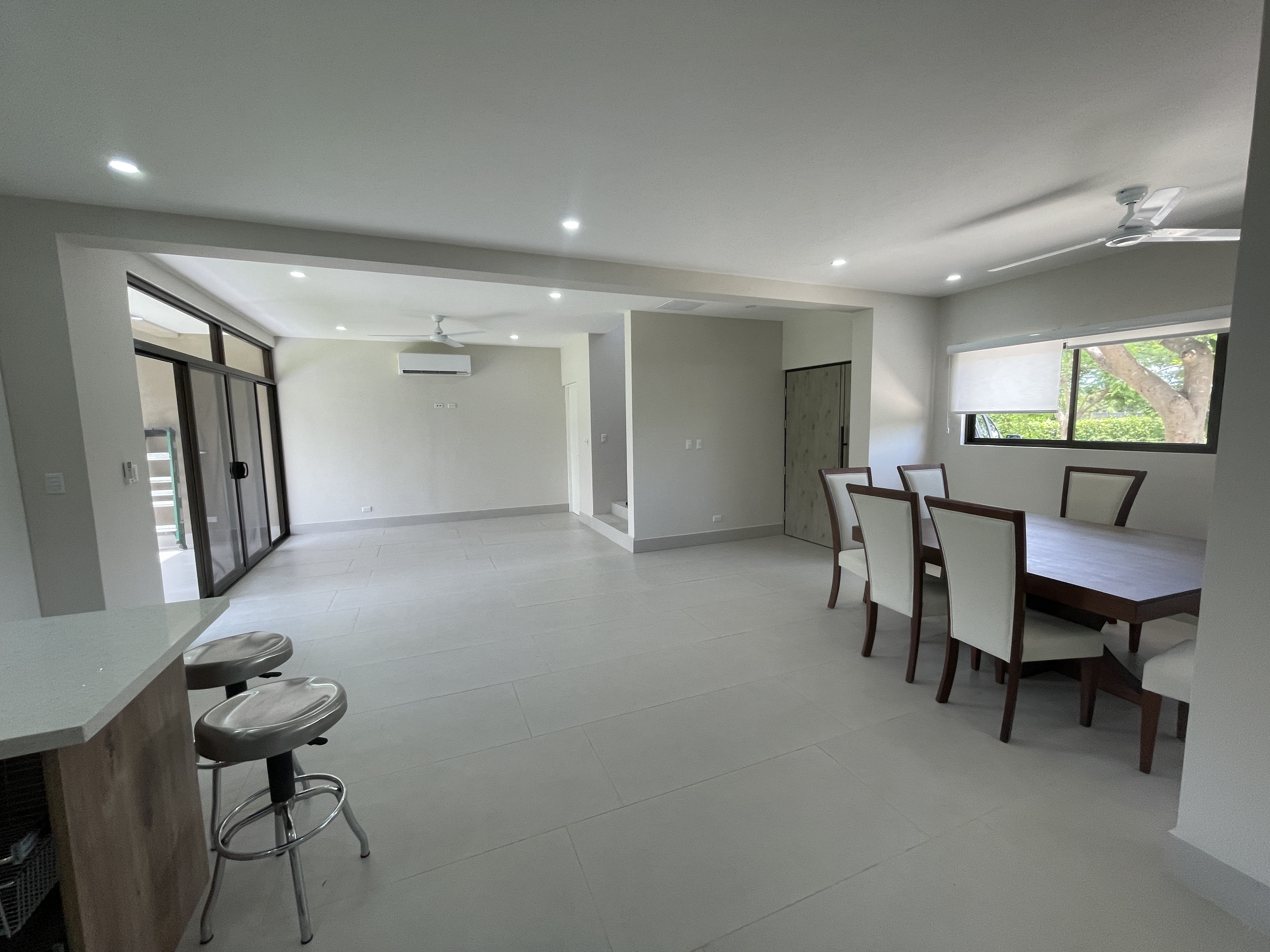 HOUSE FOR RENT IN CONDOMINIUM - TAYACAN | LIBERIA