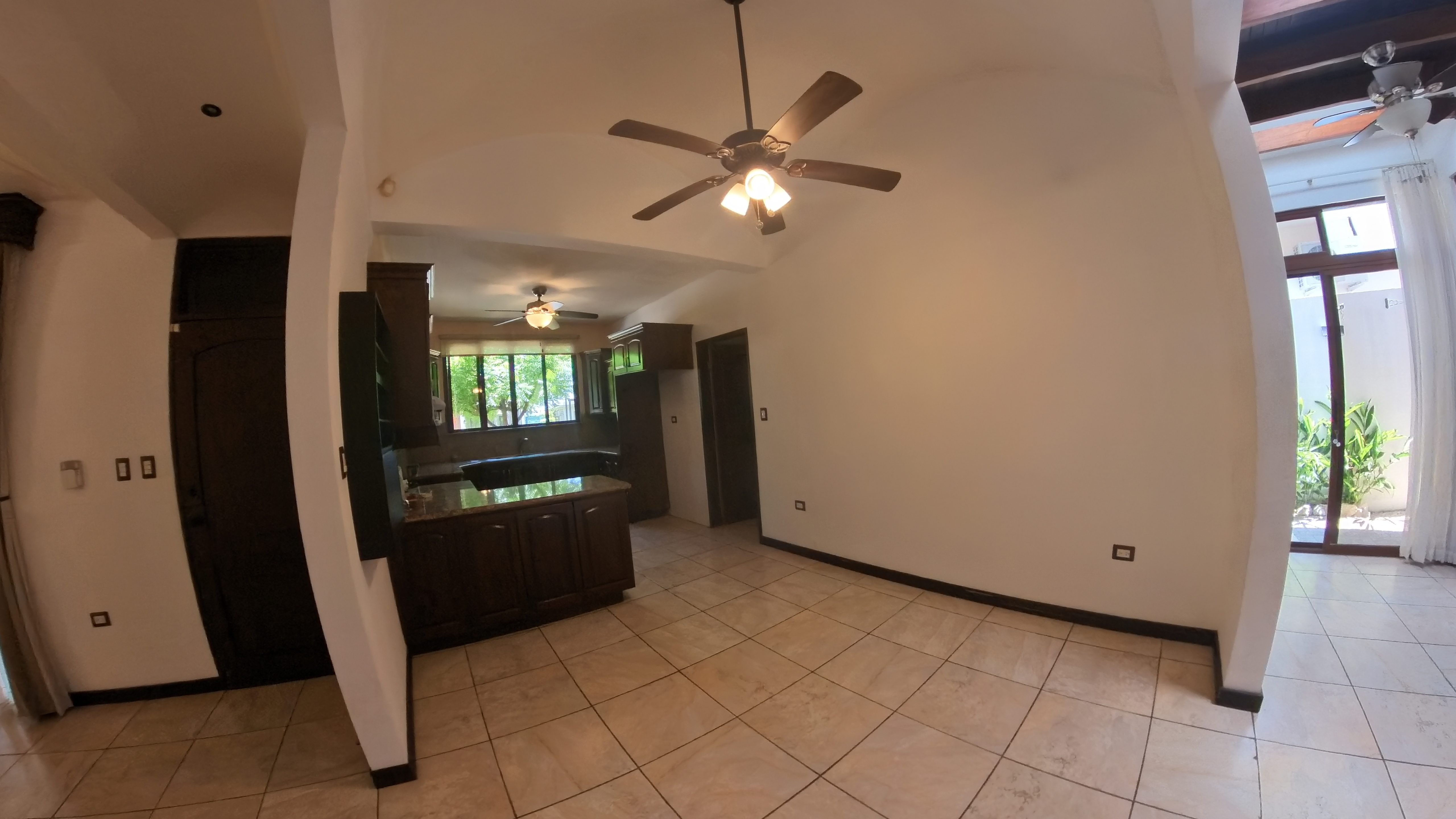 ALQUILO CASA -  CONDOMINIO PARQUE DEL ENCINO | LIBERIA