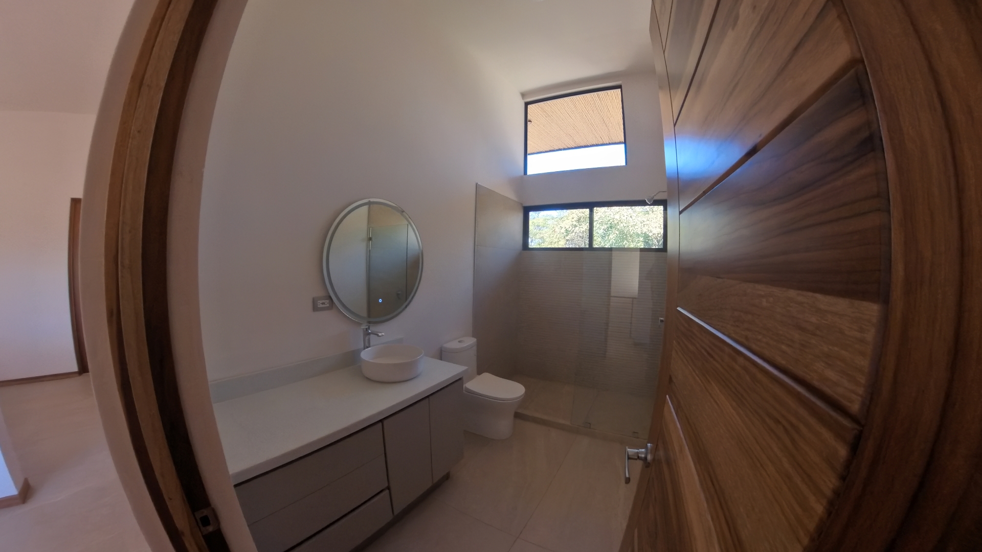 SE ALQUILA CASA EN CONDOMINIO COLONIA BLANCA EC - LIBERIA