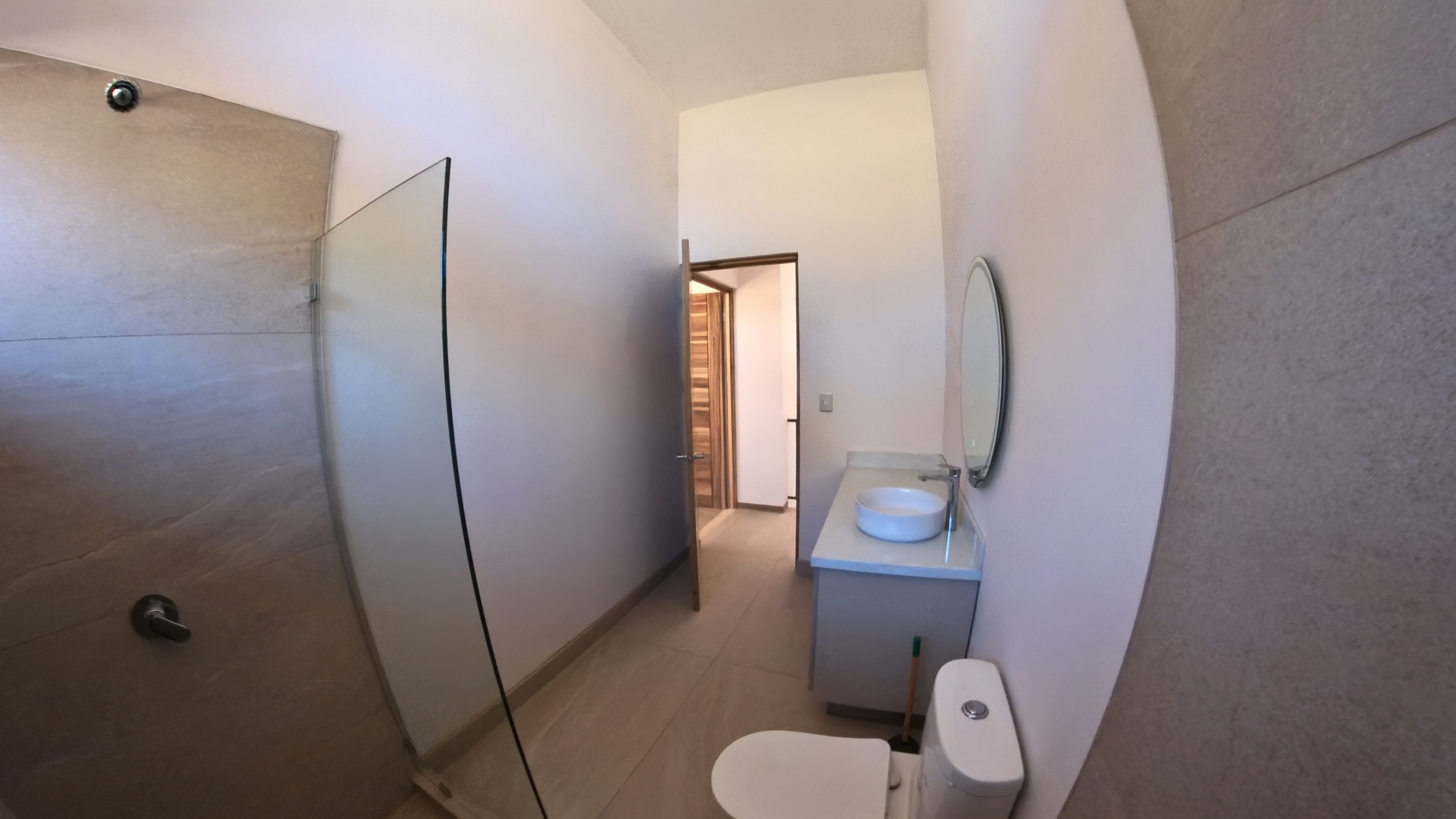 SE ALQUILA CASA EN CONDOMINIO COLONIA BLANCA EC - LIBERIA