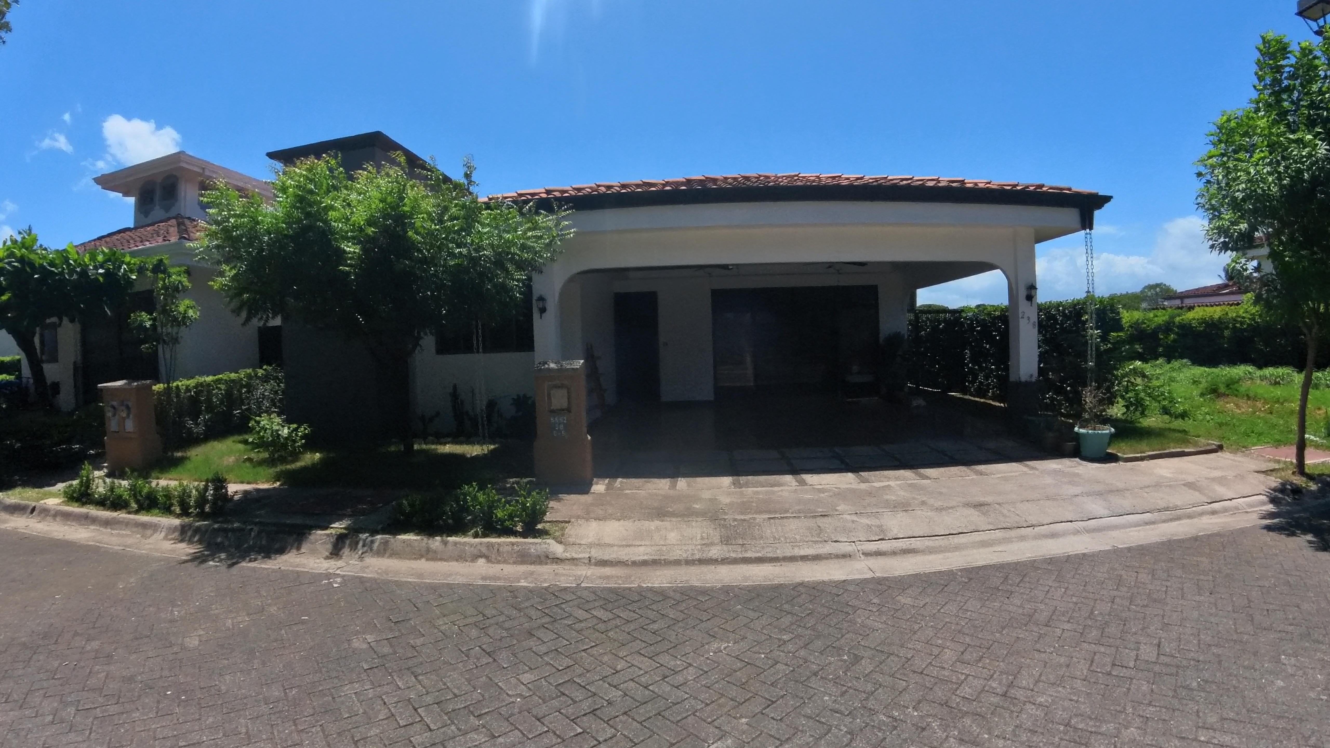 ALQUILO CASA -  CONDOMINIO PARQUE DEL ENCINO | LIBERIA