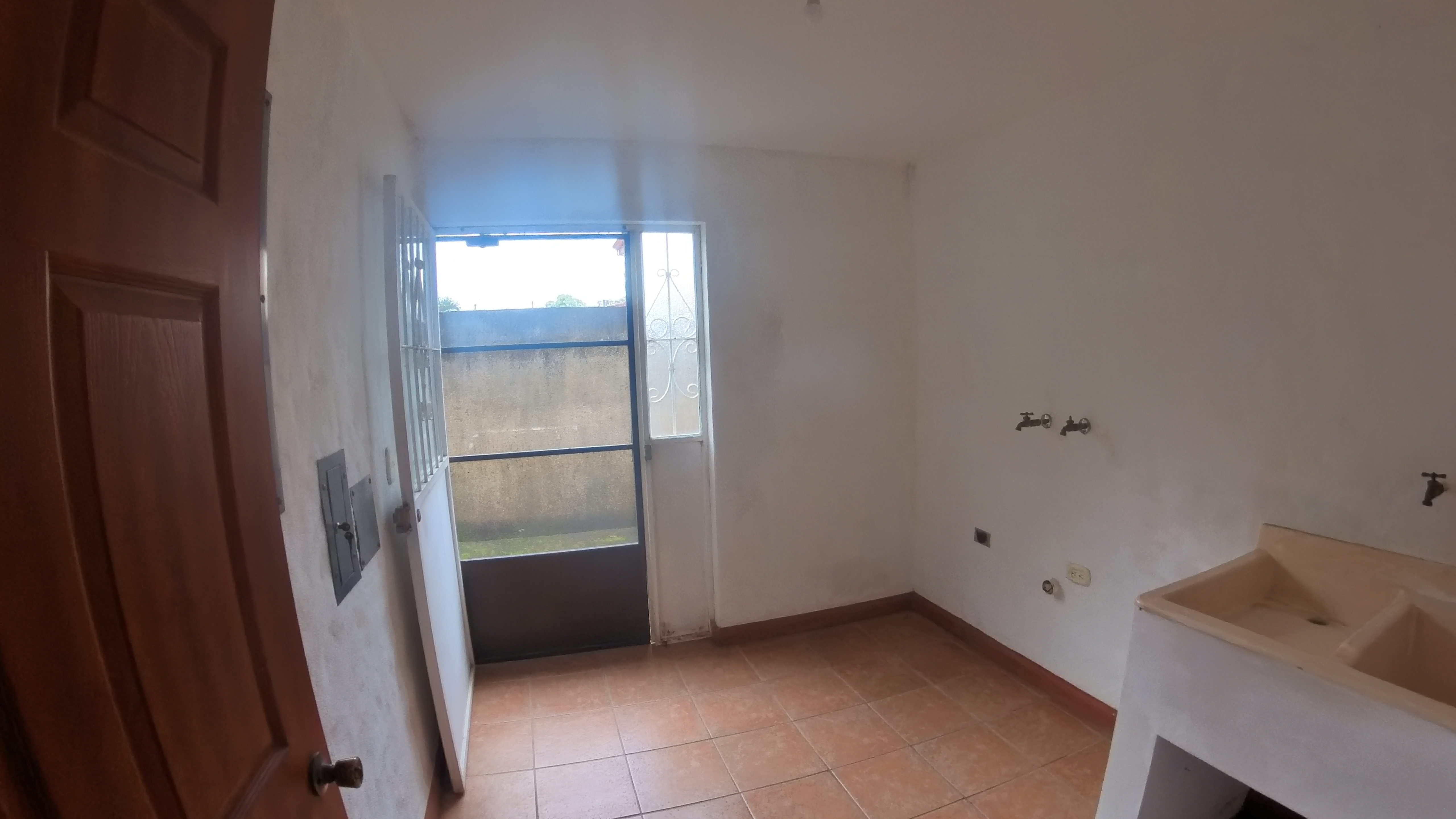 CASA EN VENTA RESIDENCIAL EL REAL - LIBERIA