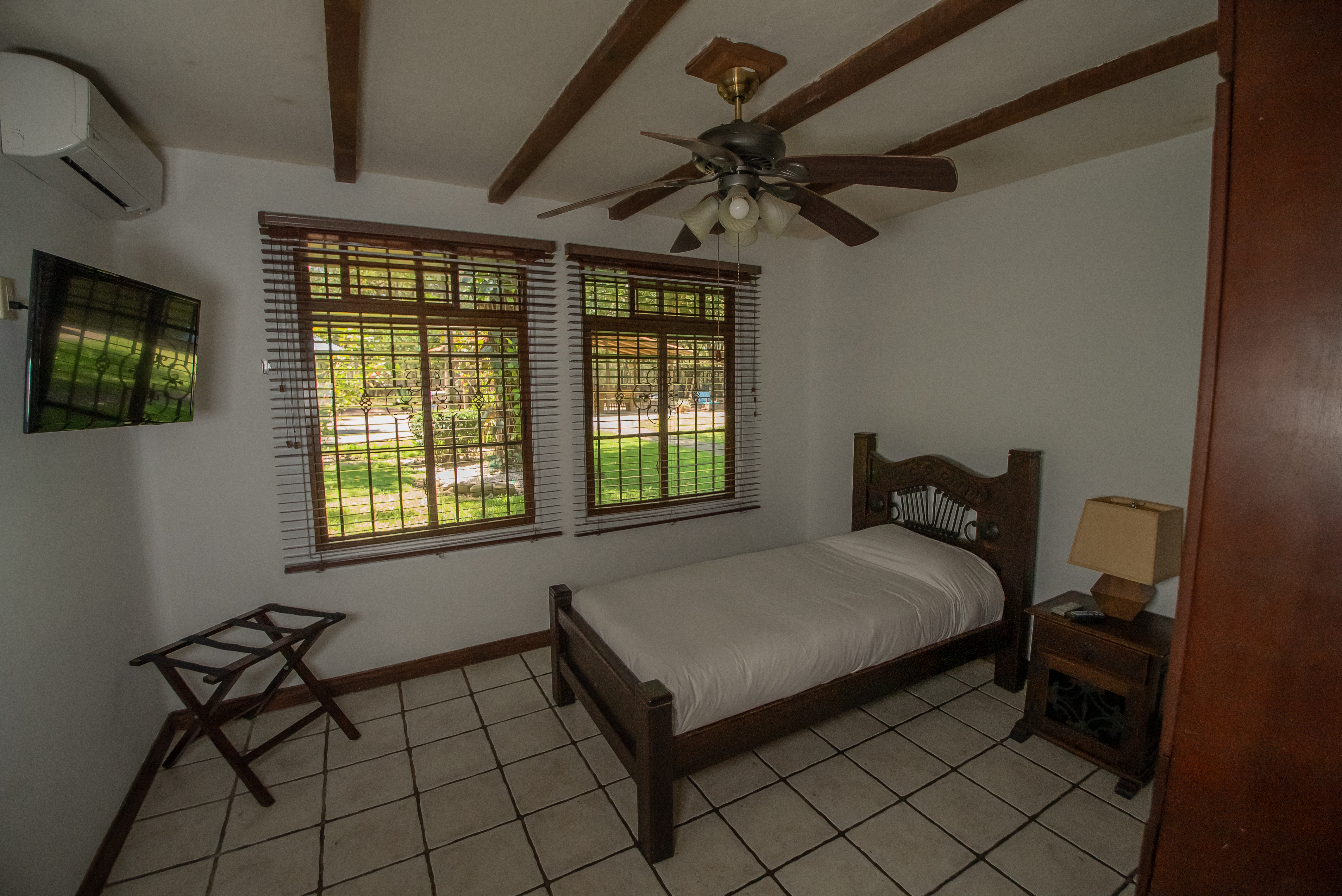 COUNTRY SIDE HOME FOR SALE - GUADALUPE | LIBERIA