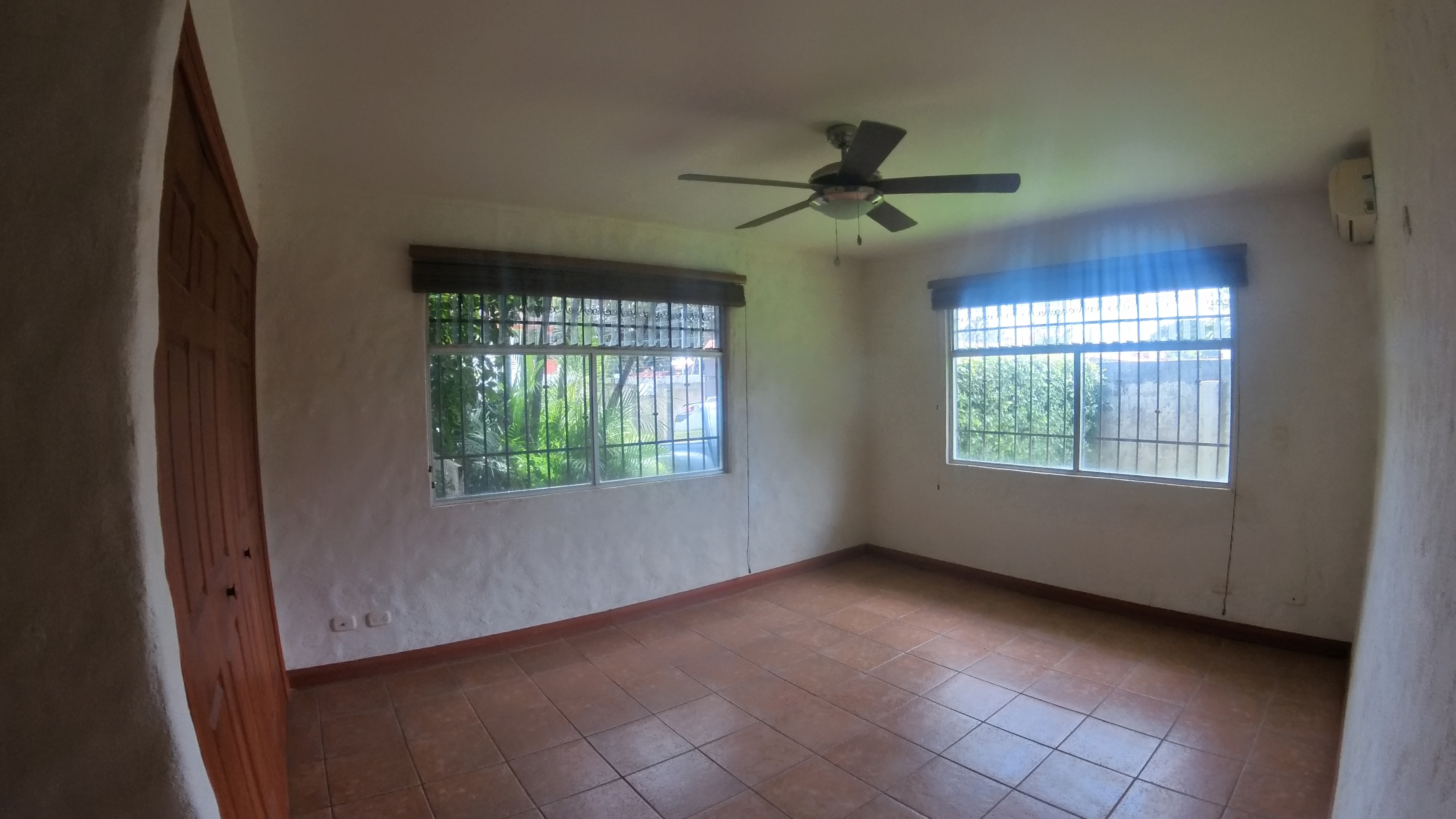 CASA EN VENTA RESIDENCIAL EL REAL - LIBERIA