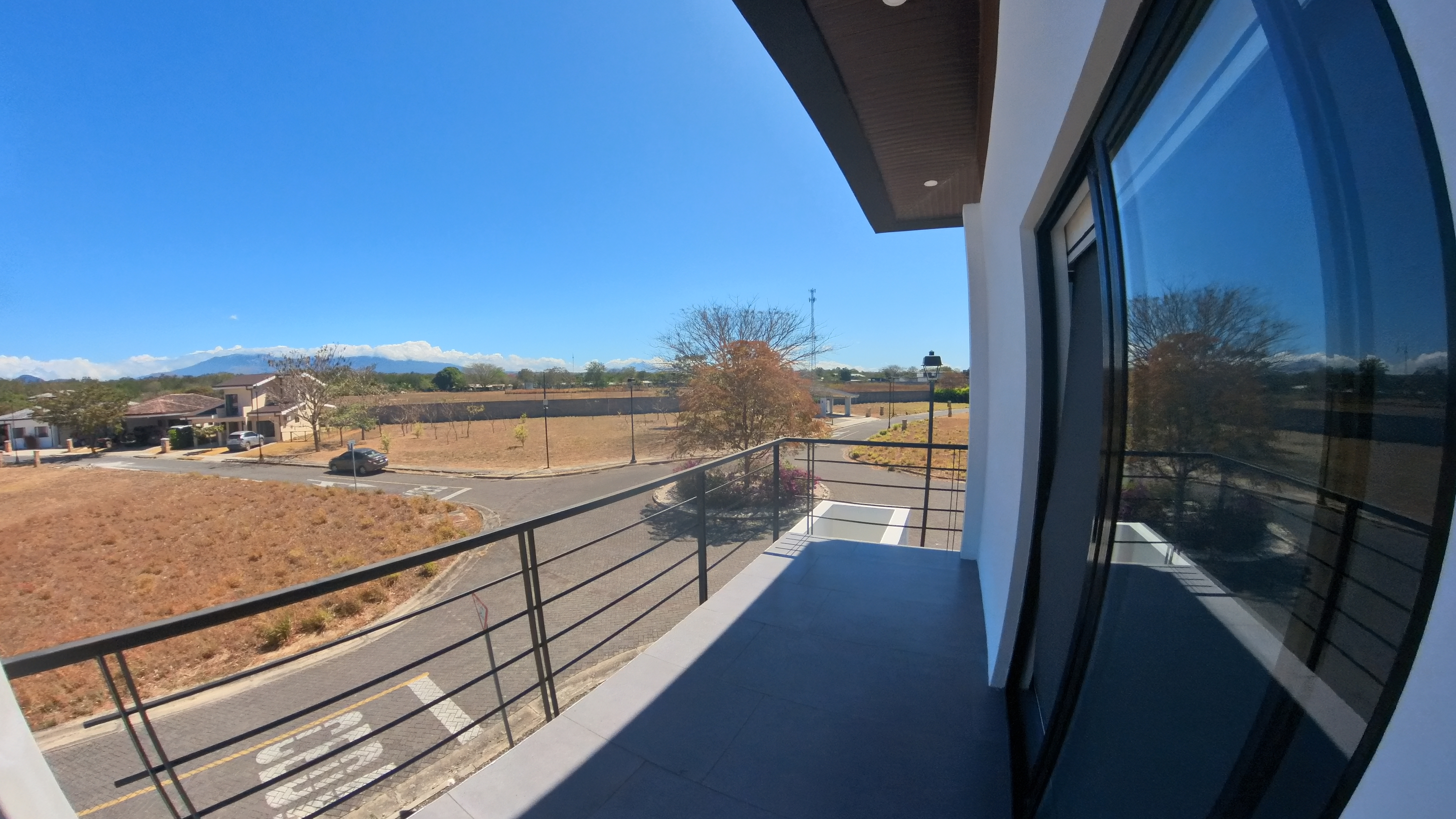 Espectacular casa en venta Condominio Parque Del Encino - Liberia