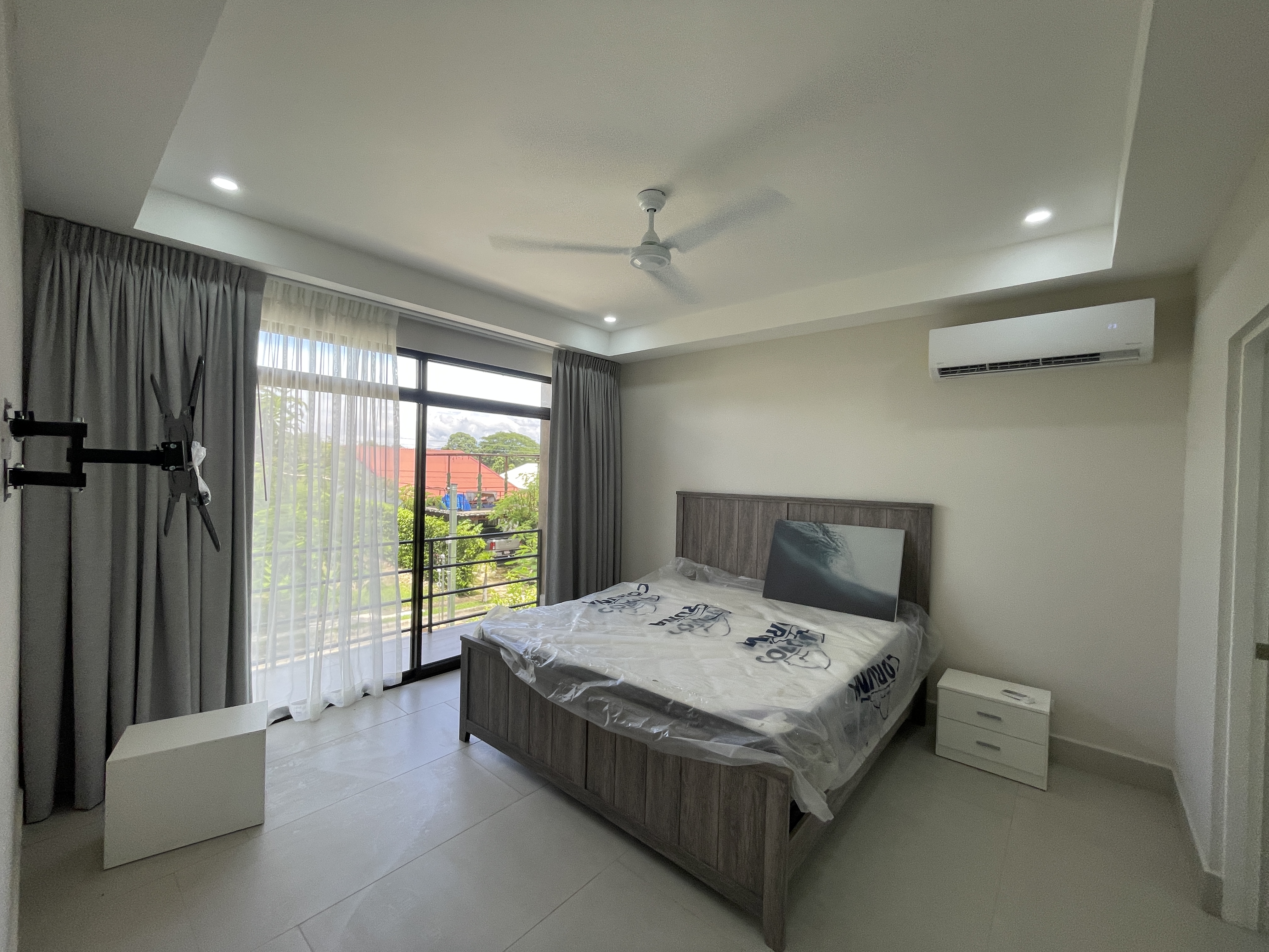 HOUSE FOR RENT IN CONDOMINIUM - TAYACAN | LIBERIA