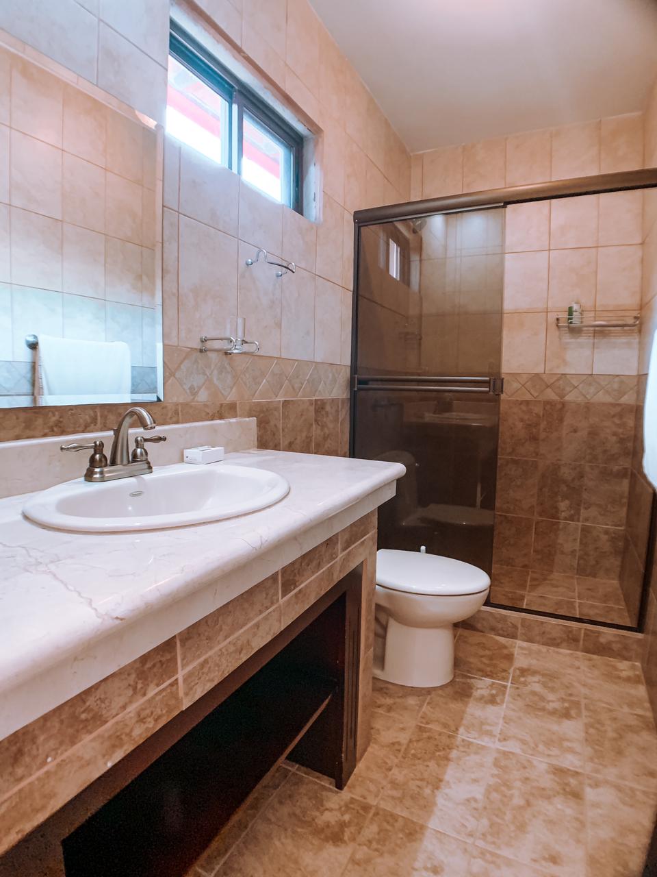 CASA EN ALQUILER - CAÑON DE LA VIEJA  CURUBANDE | LIBERIA