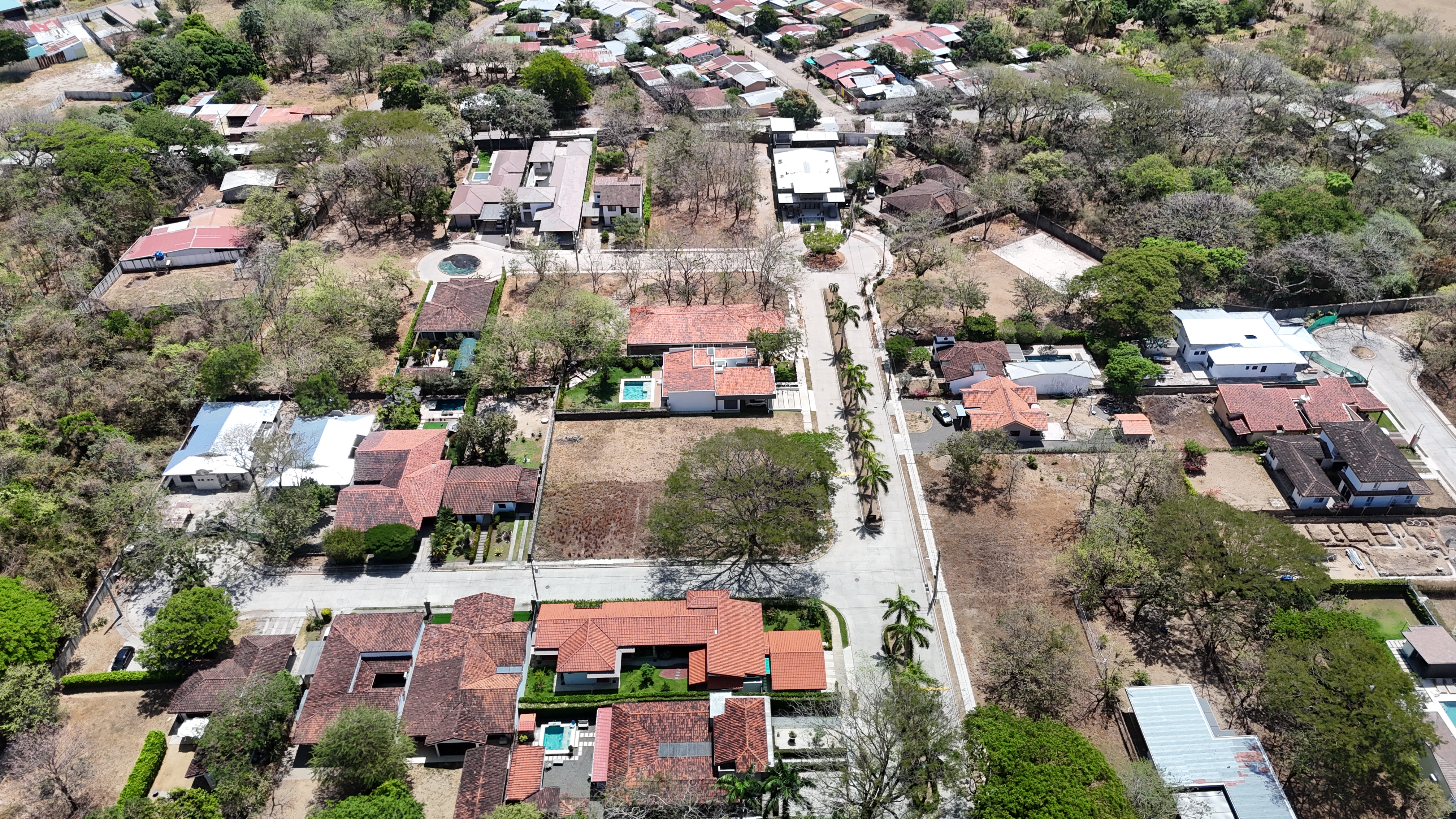 LOTE EN CONDOMINIO COLONIA BLANCA - LIBERIA