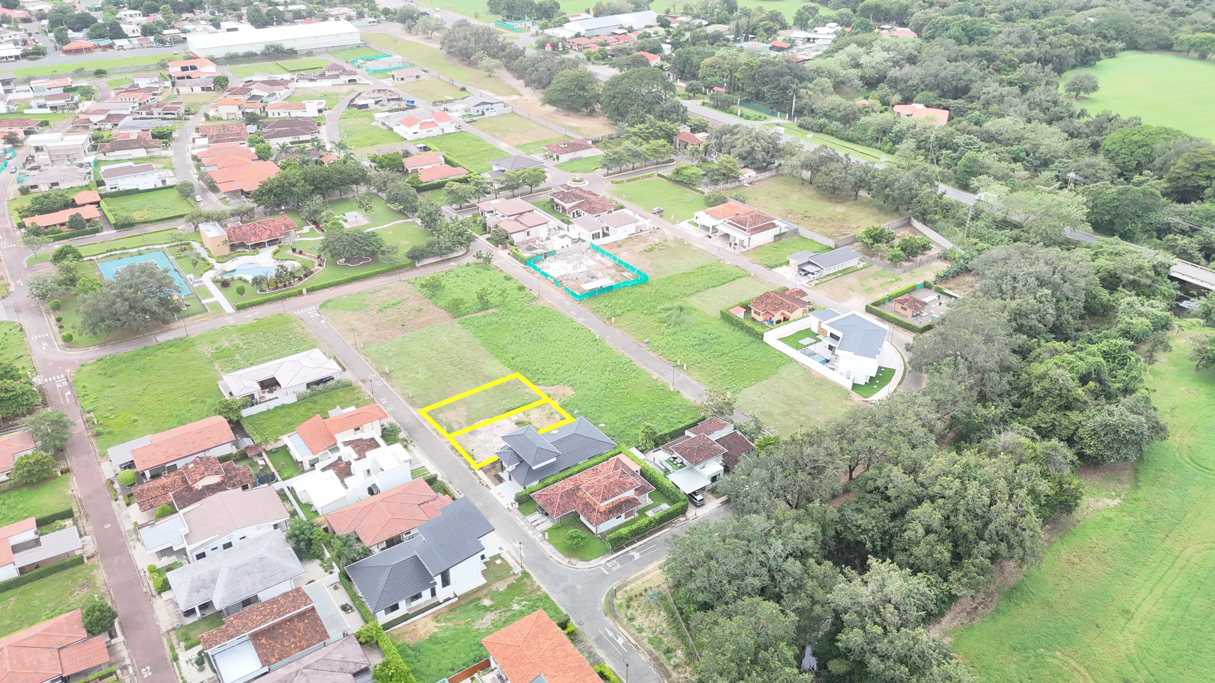 LOTES EN VENTA  CONDOMINIO PARQUE DEL ENCINO - LIBERIA