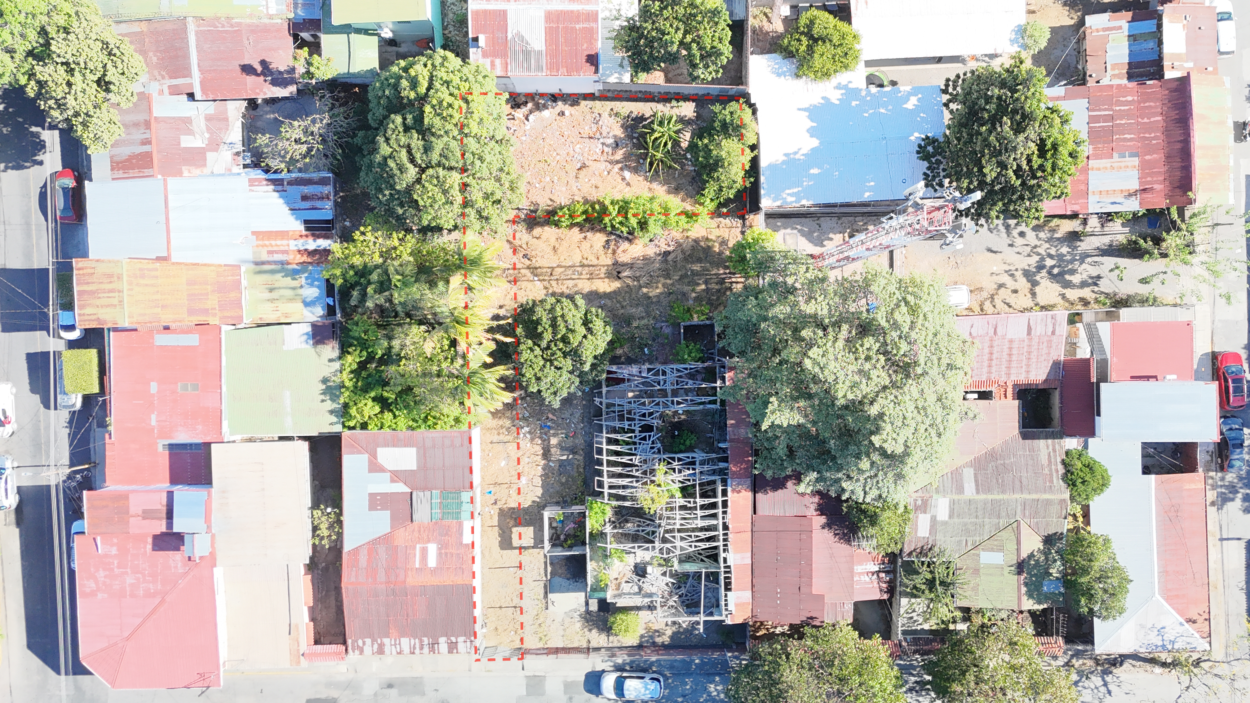 LOTE CENTRICO EN VENTA BARRIO LOS CERROS - LIBERIA