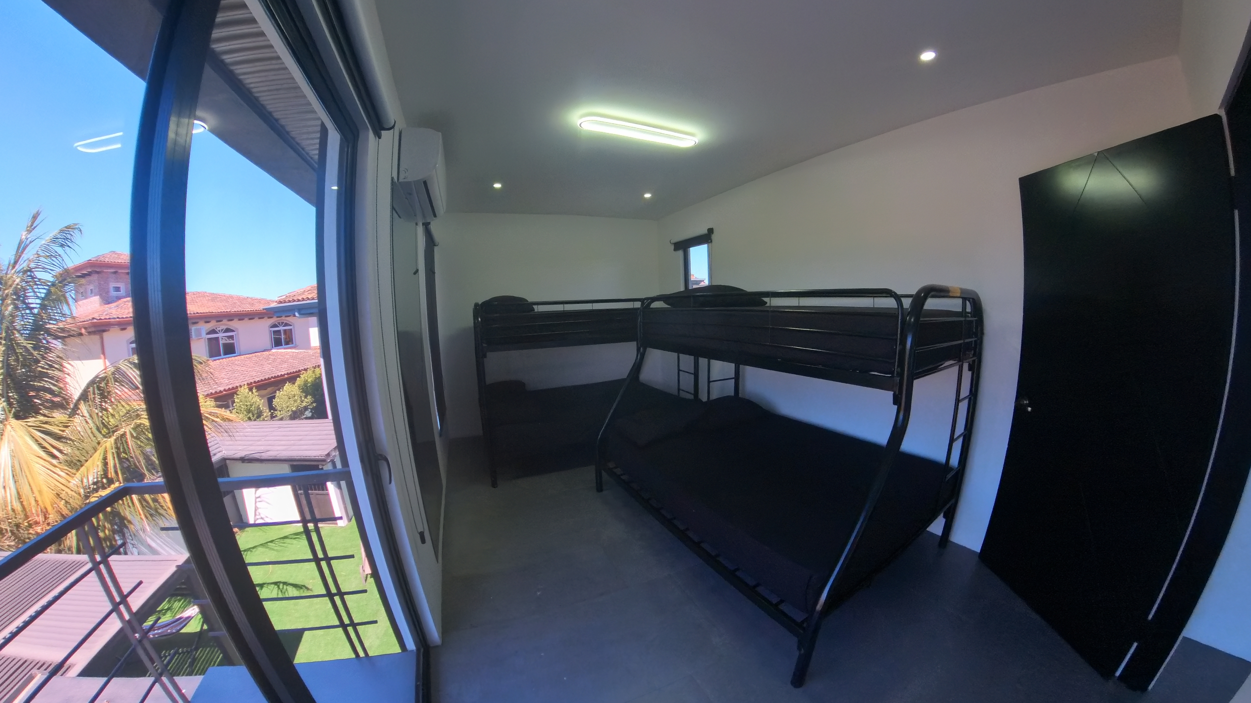 Espectacular casa en venta Condominio Parque Del Encino - Liberia