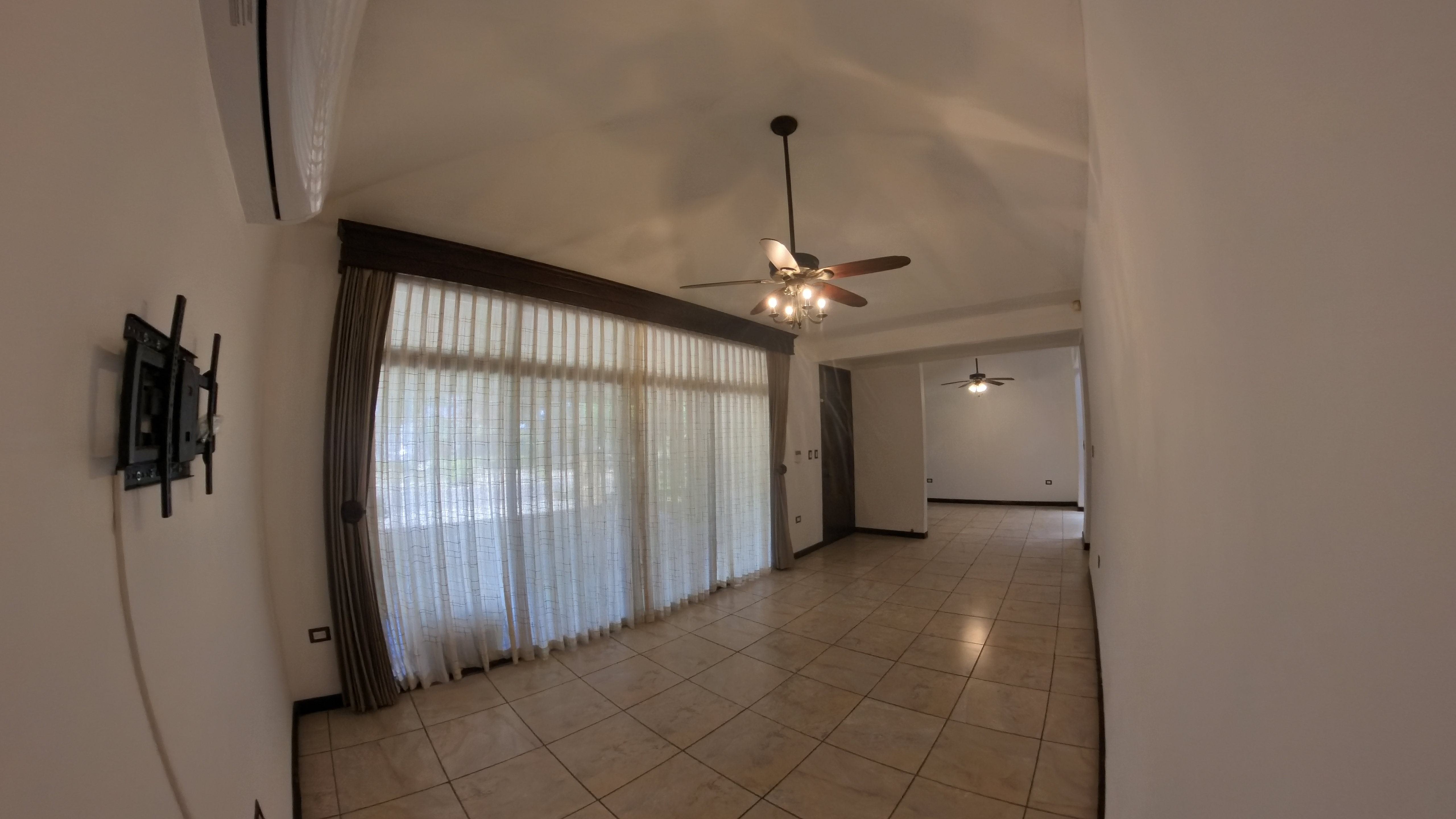 ALQUILO CASA -  CONDOMINIO PARQUE DEL ENCINO | LIBERIA