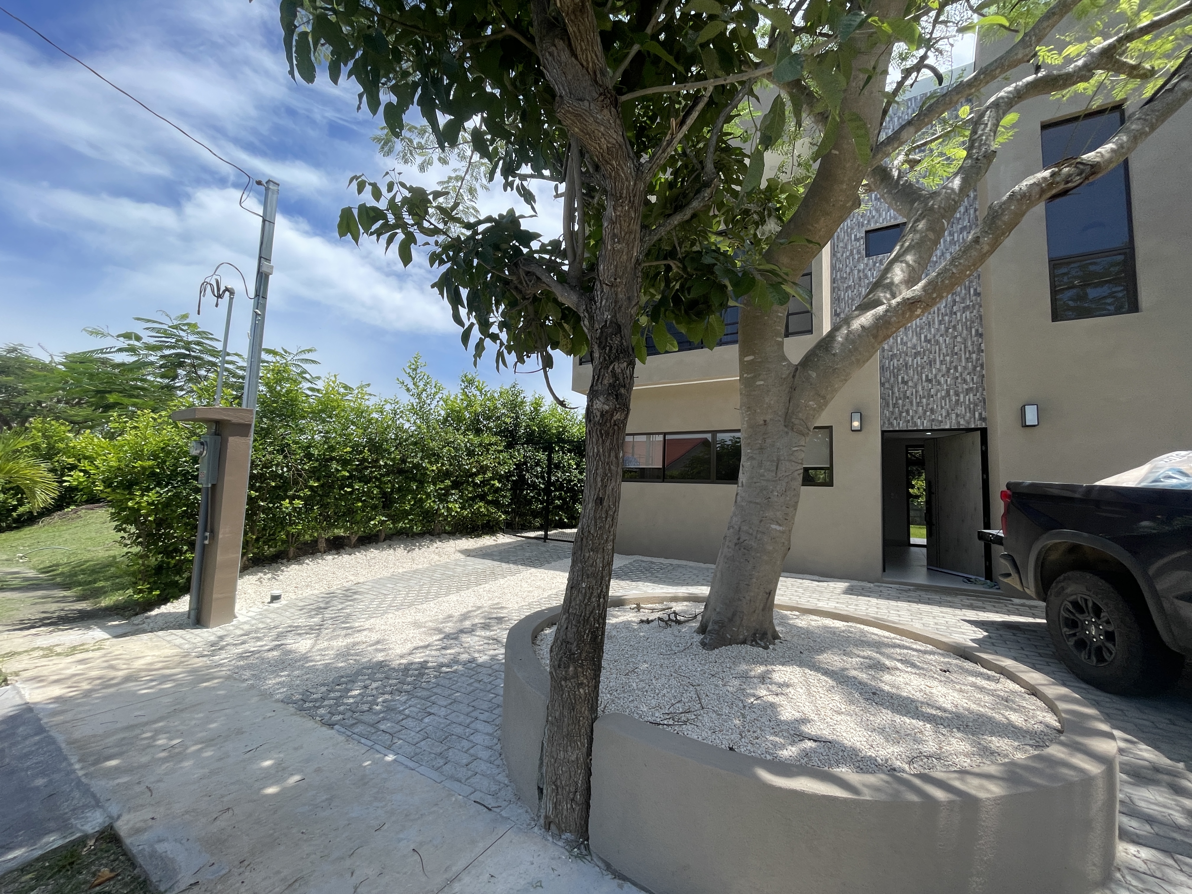 HOUSE FOR RENT IN CONDOMINIUM - TAYACAN | LIBERIA