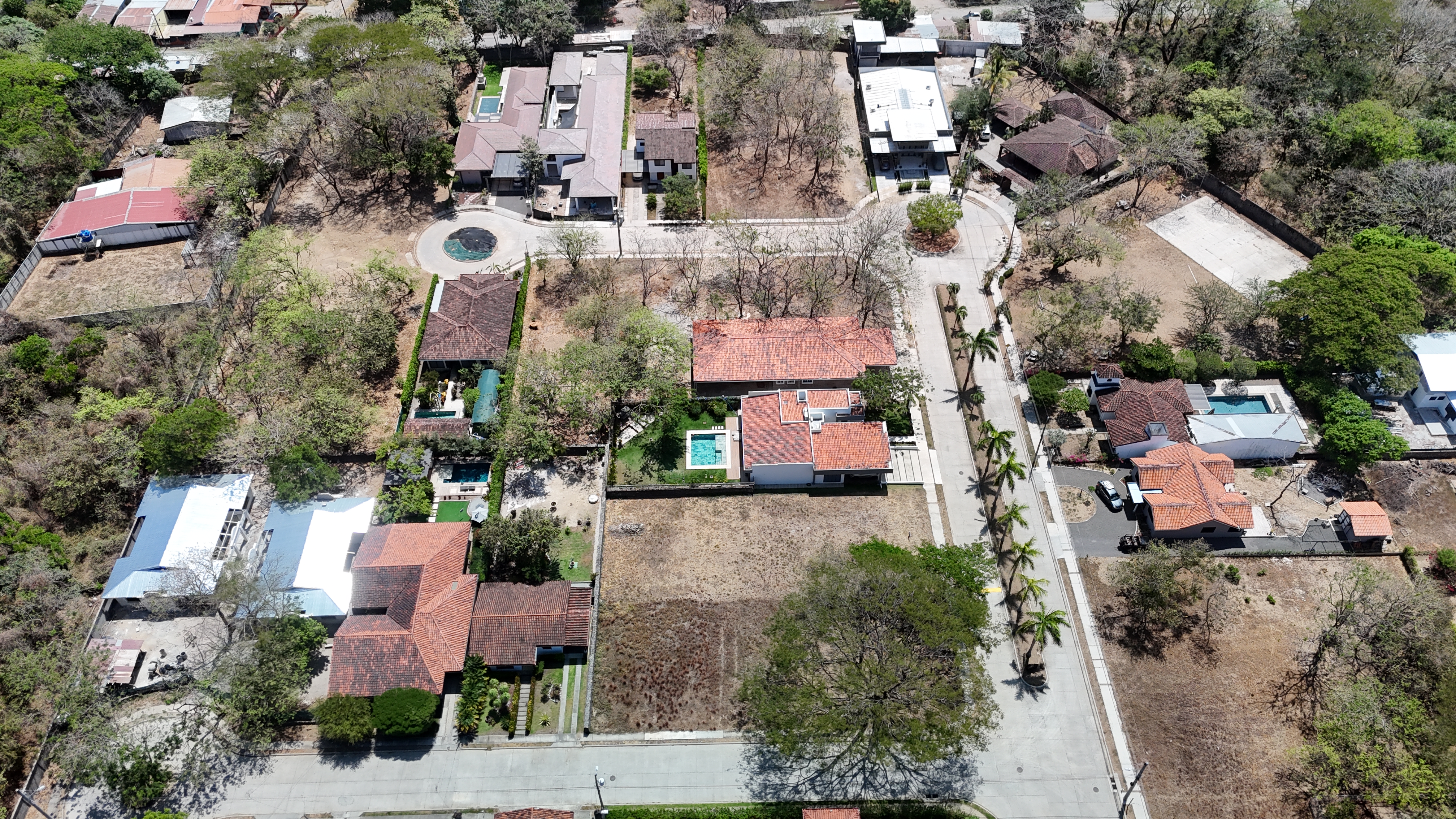 LOTE EN CONDOMINIO COLONIA BLANCA - LIBERIA