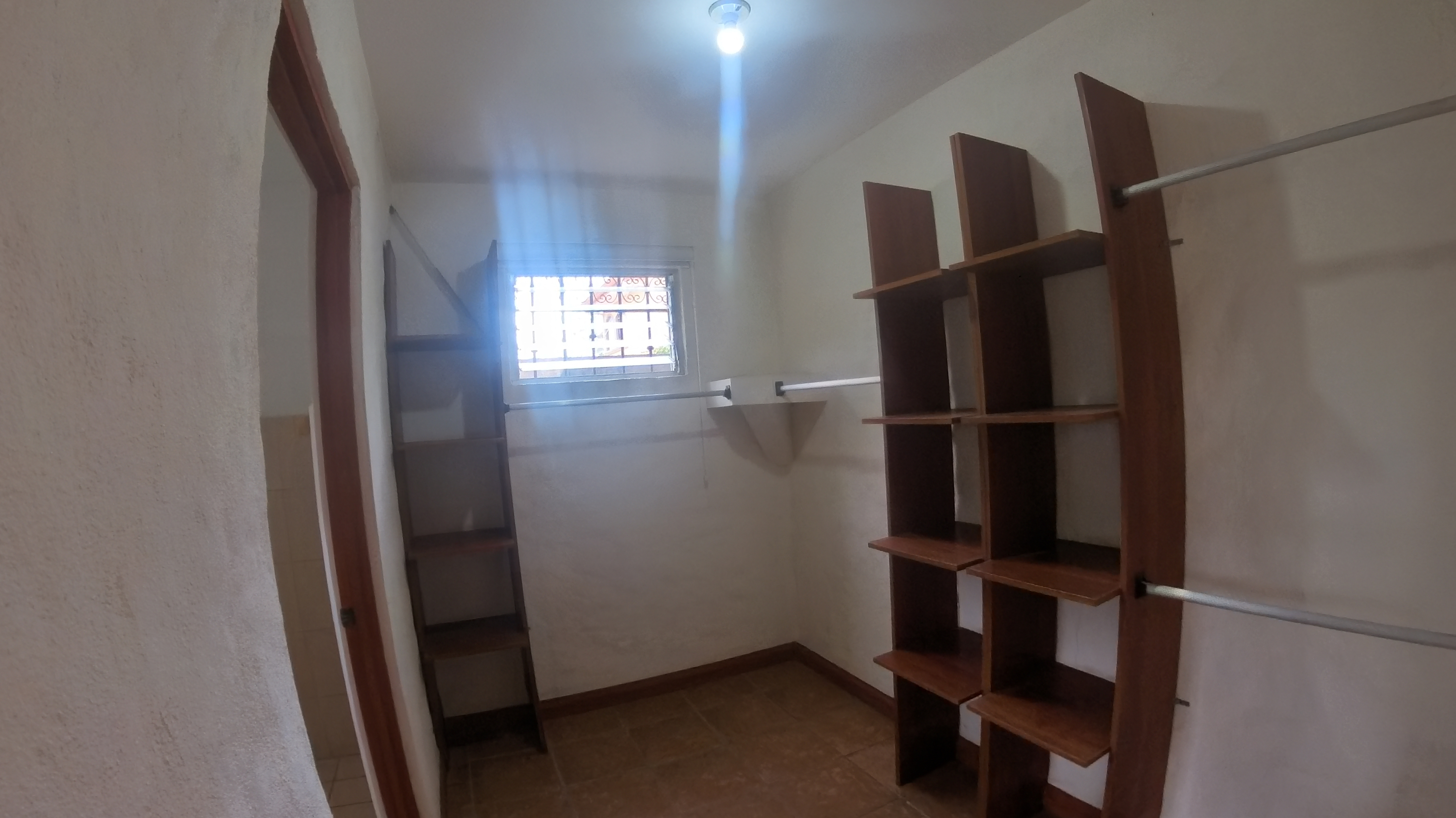 CASA EN VENTA RESIDENCIAL EL REAL - LIBERIA