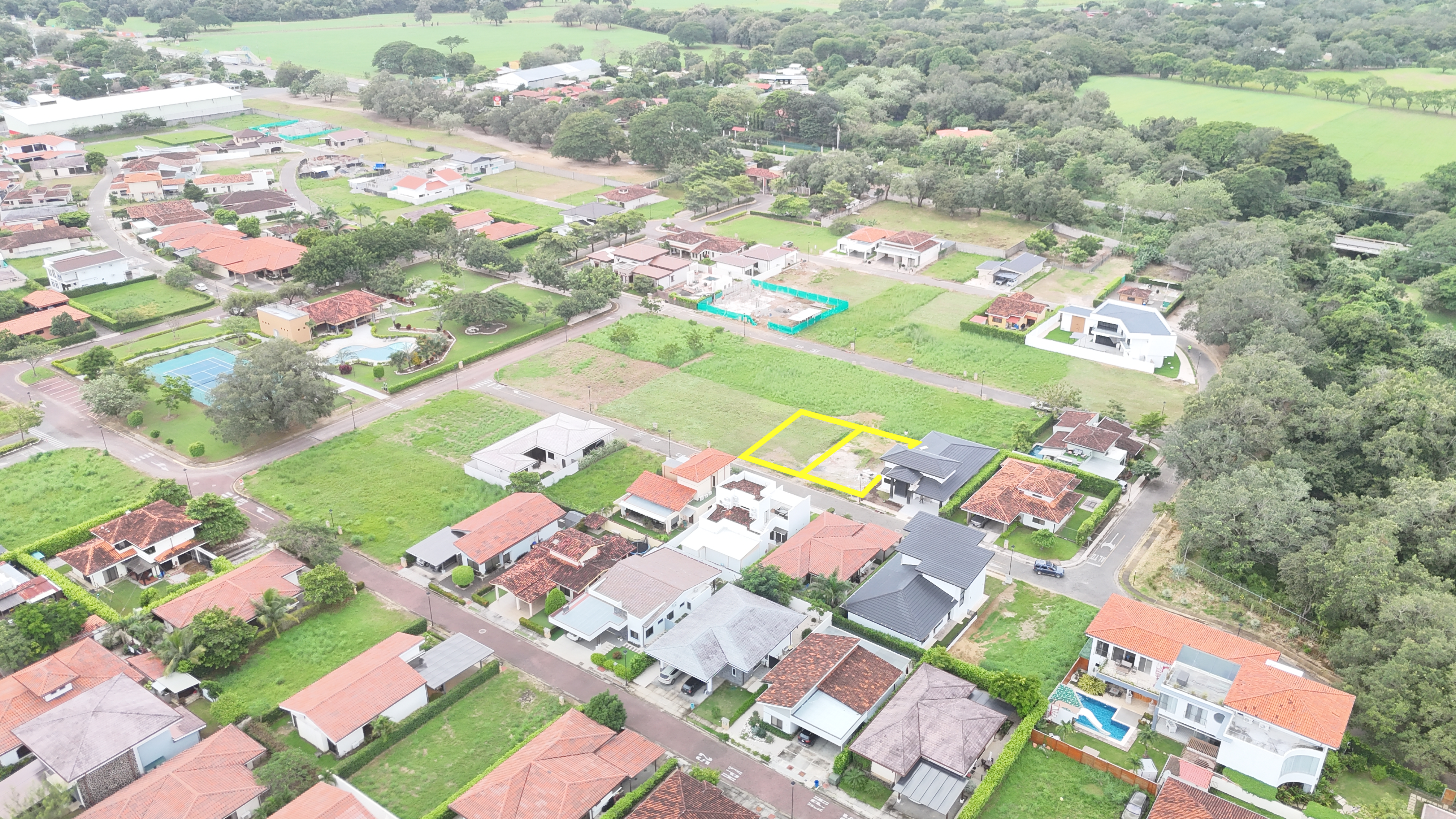 LOTES EN VENTA  CONDOMINIO PARQUE DEL ENCINO - LIBERIA