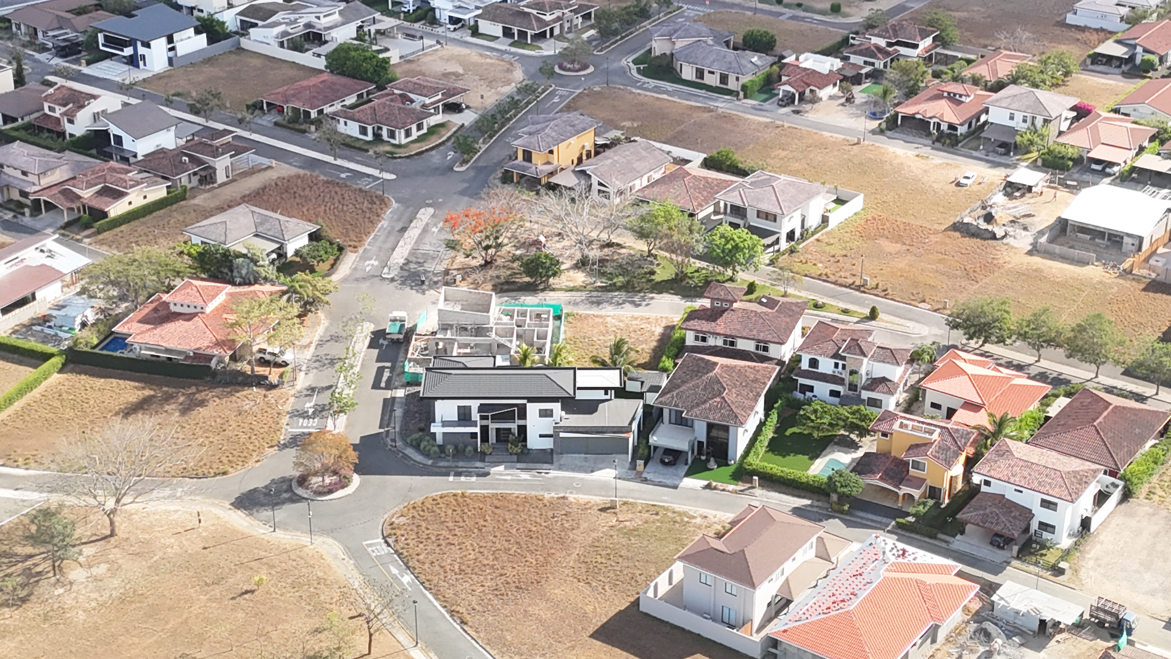 Espectacular casa en venta Condominio Parque Del Encino - Liberia