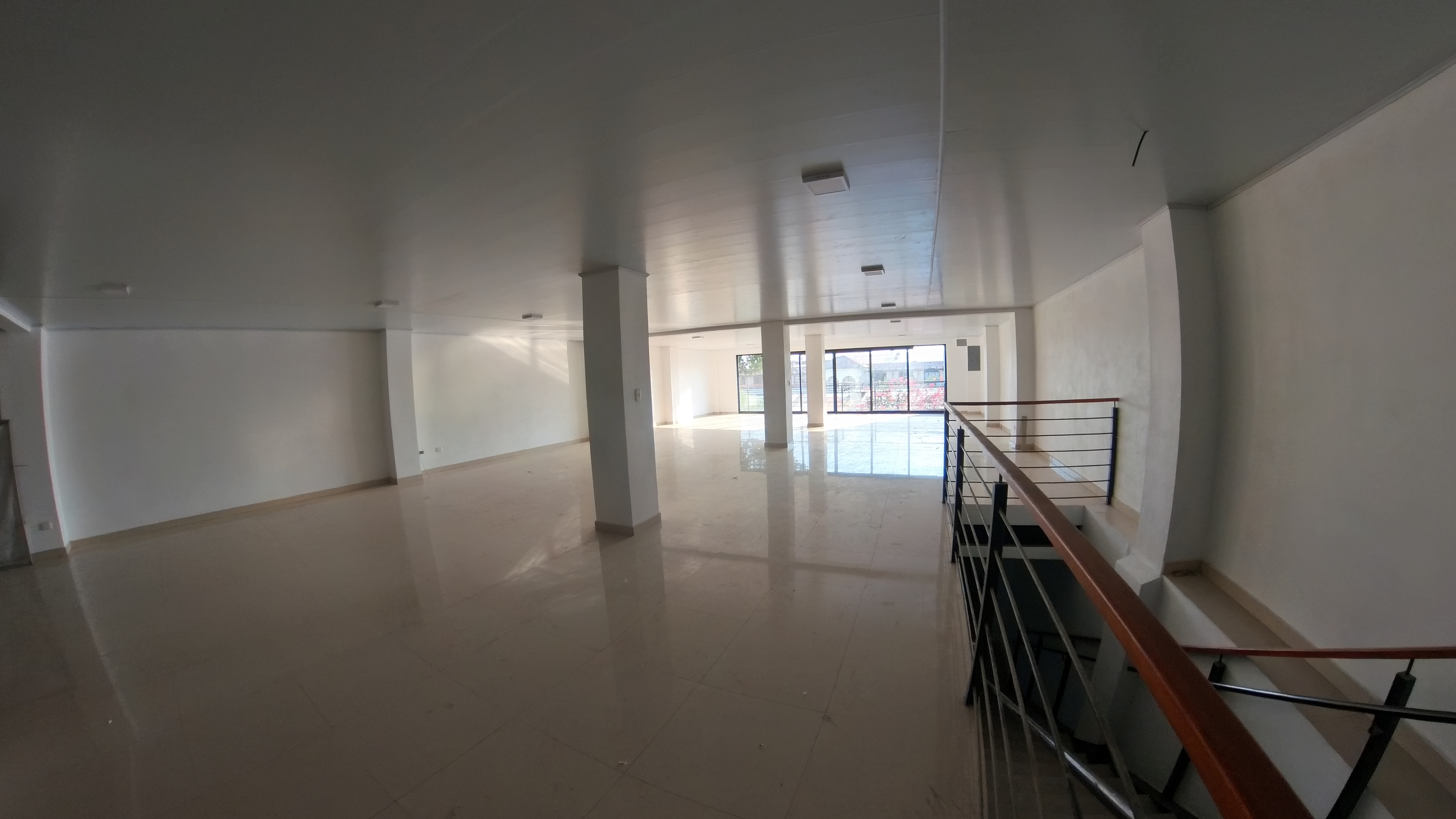Commercial Rental Opportunity in Liberia – Ideal for Offices or Retail