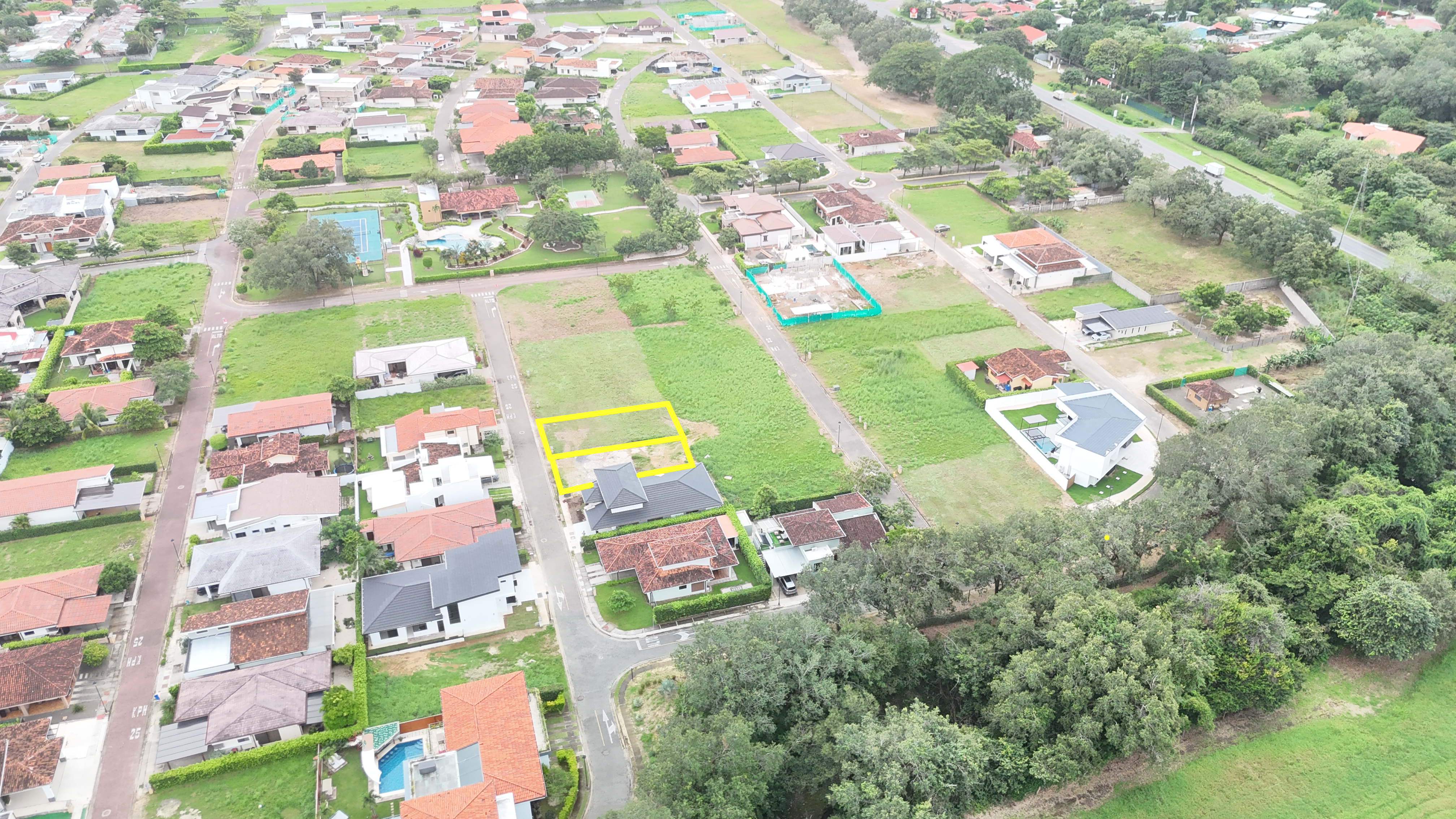 LOTES EN VENTA  CONDOMINIO PARQUE DEL ENCINO - LIBERIA