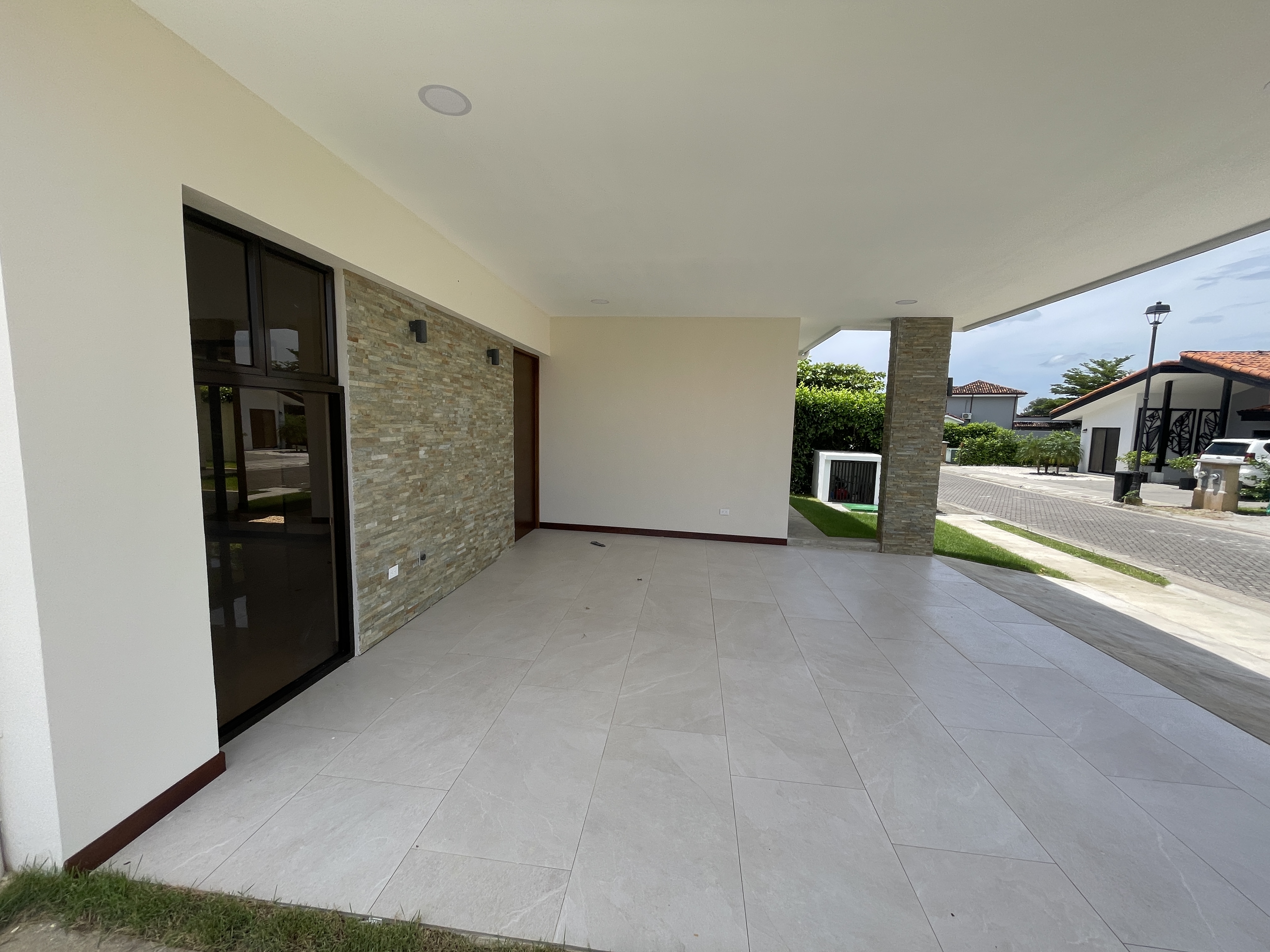 CONDOMINIO EN VENTA - PARQUE DEL ENCINO | LIBERIA