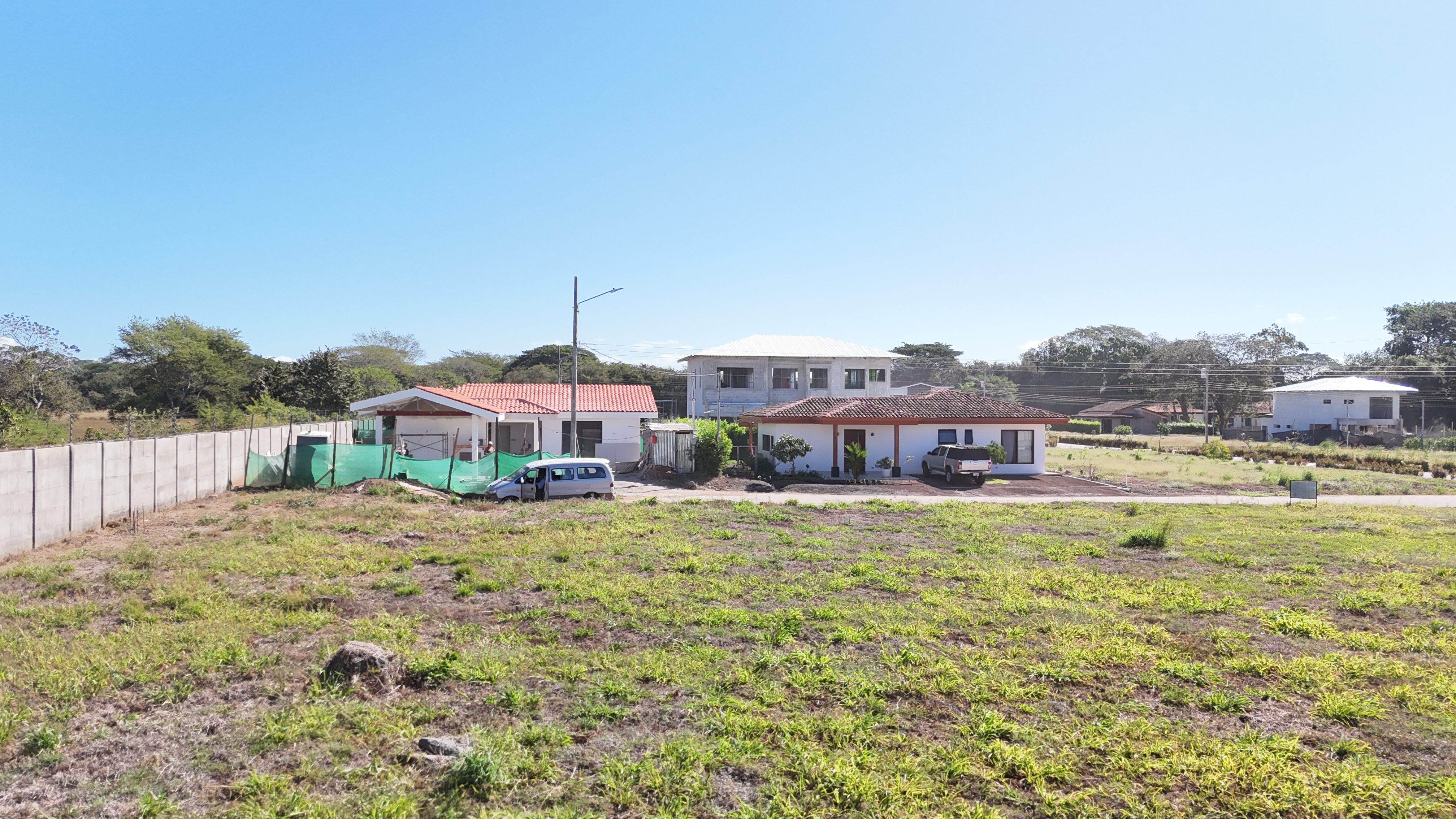 LOTE EN VENTA CONDOMINIO LA TAHONA - COMUNIDAD