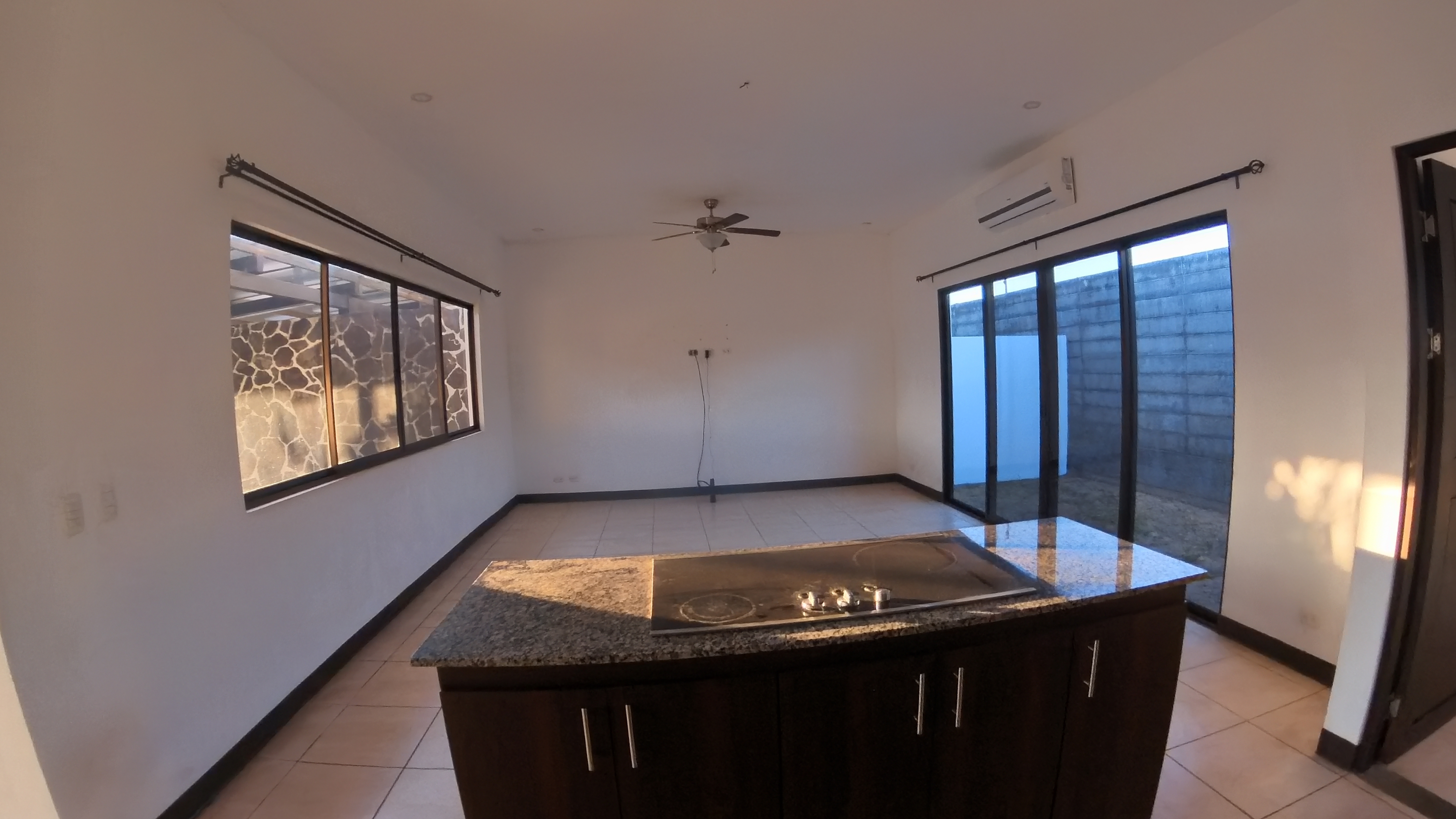 CONDOMINIO  EN ALQUILER - PARQUE DEL ENCINO AR| LIBERIA