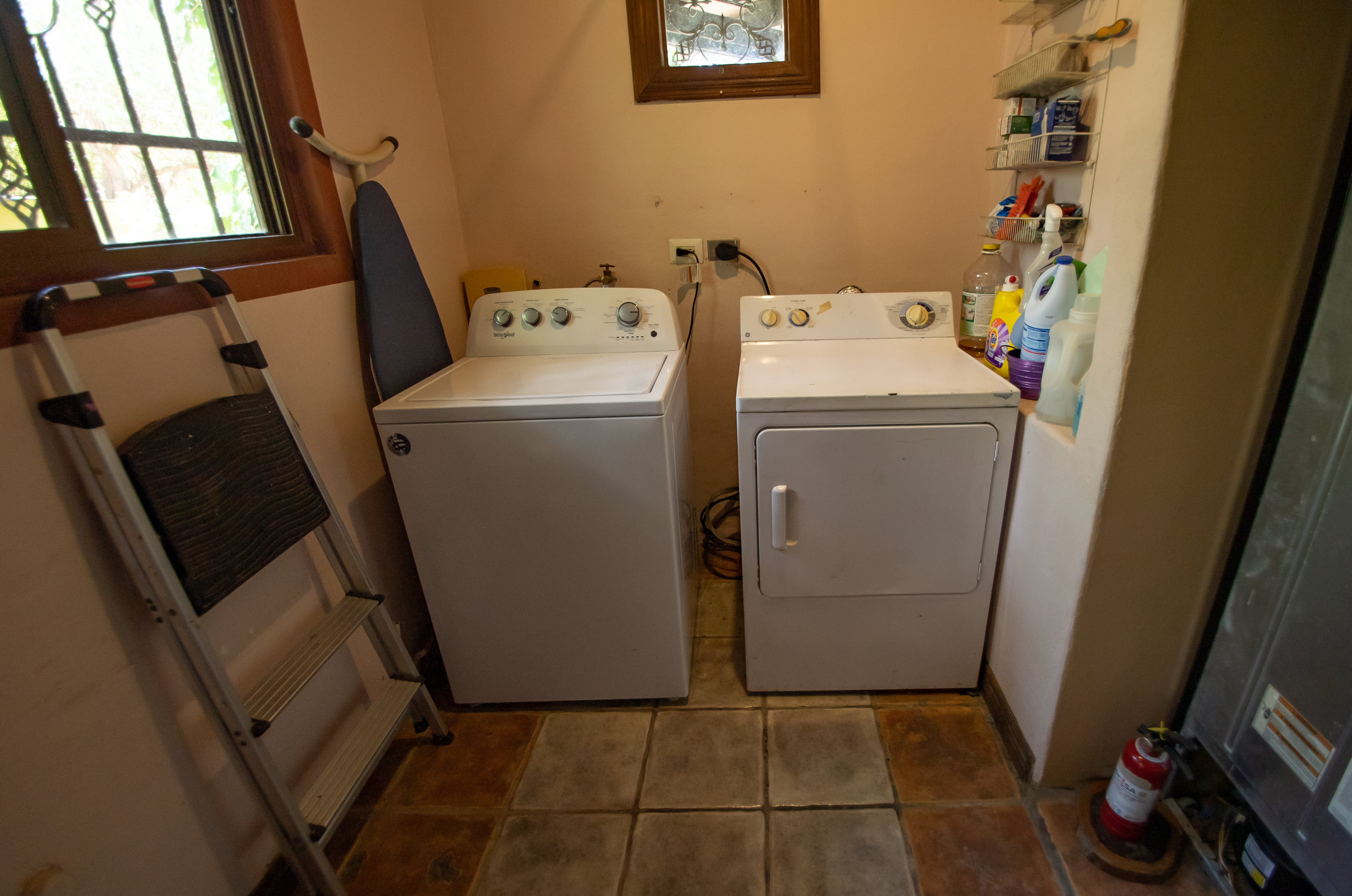 COUNTRY SIDE HOME FOR SALE - GUADALUPE | LIBERIA